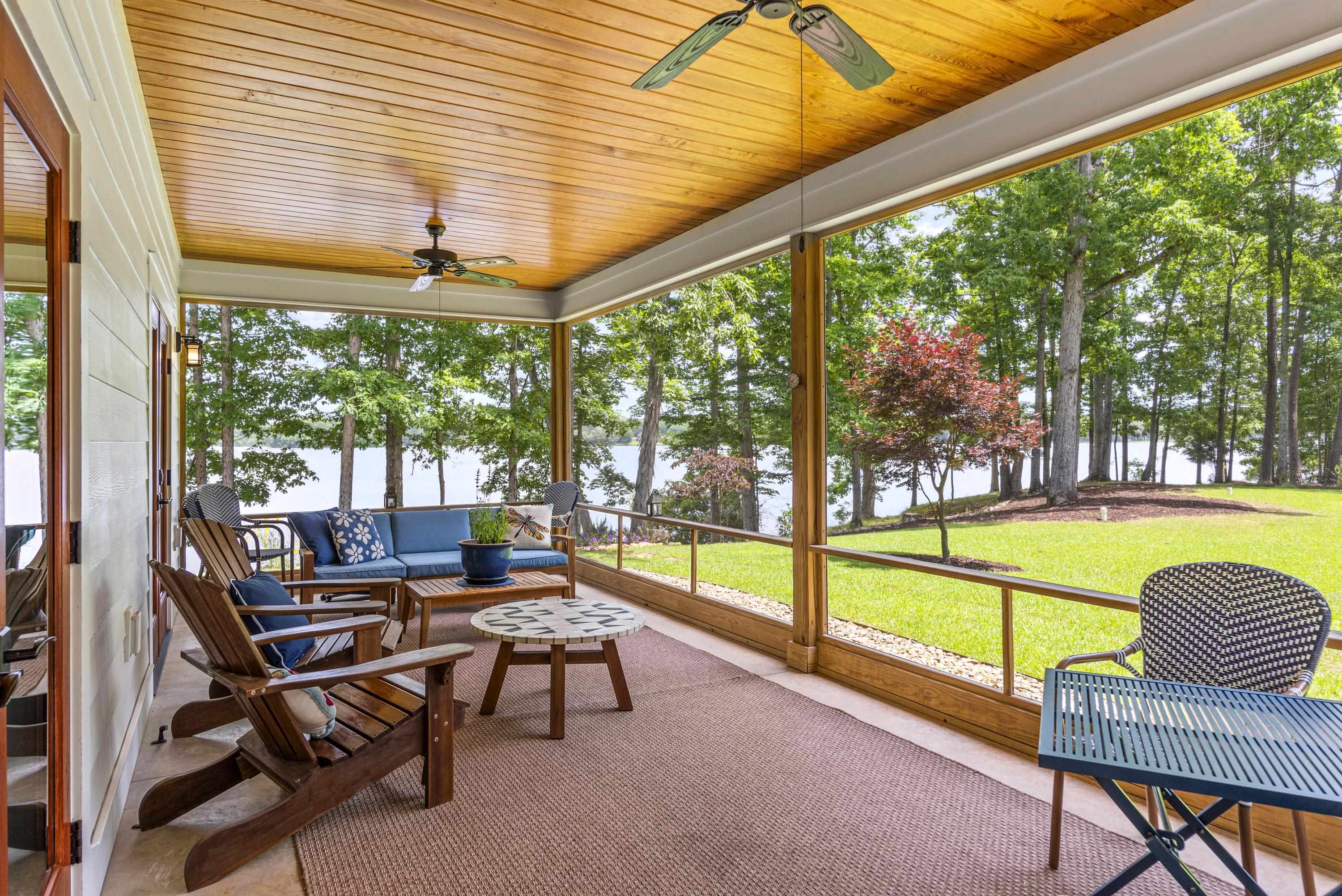 225 FAWNFIELD COURT