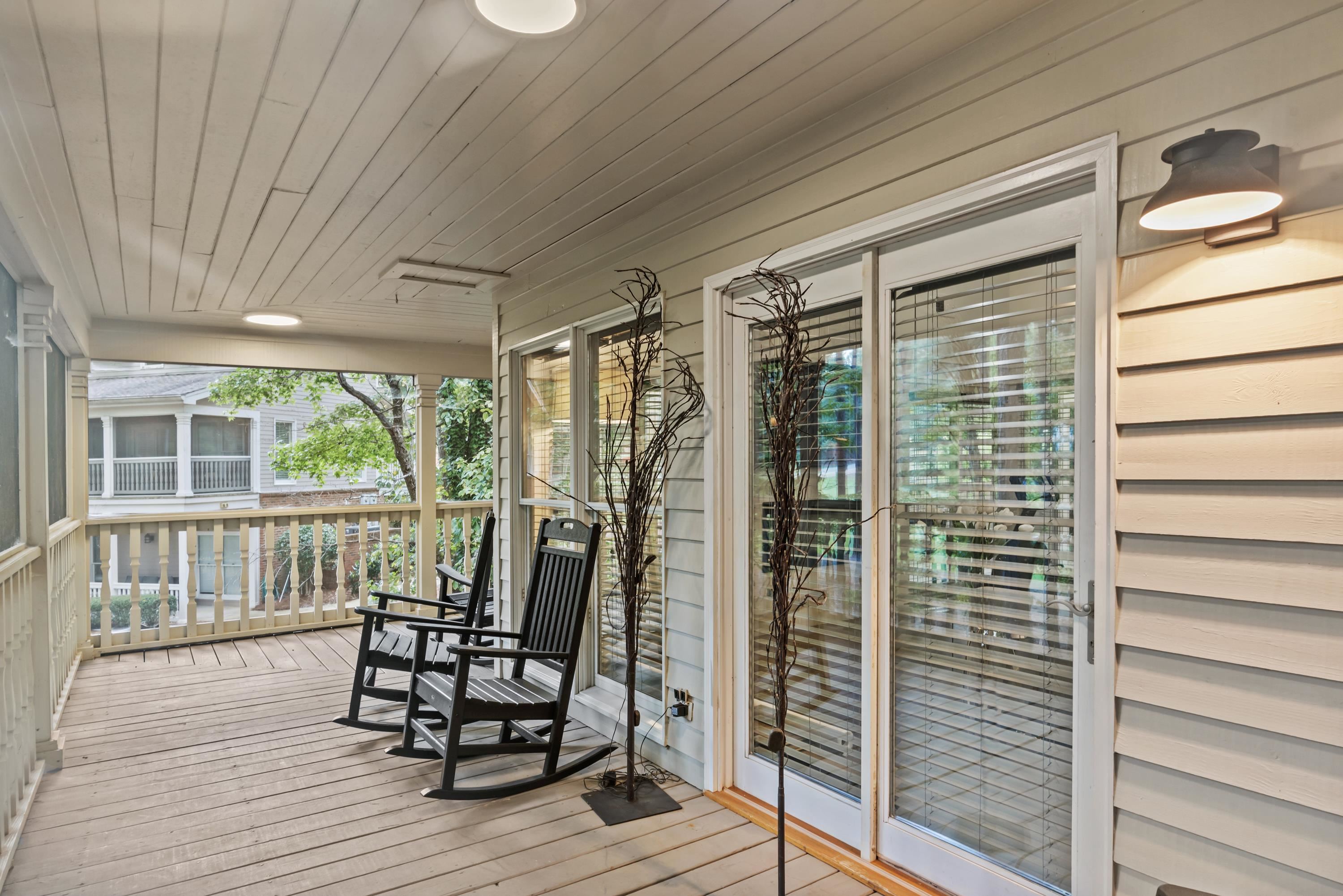 1011 CLUB HOUSE LANE