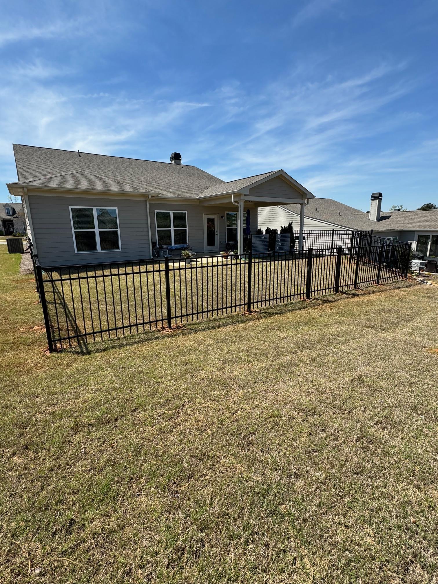 1021 LITTLE SHOALS RD