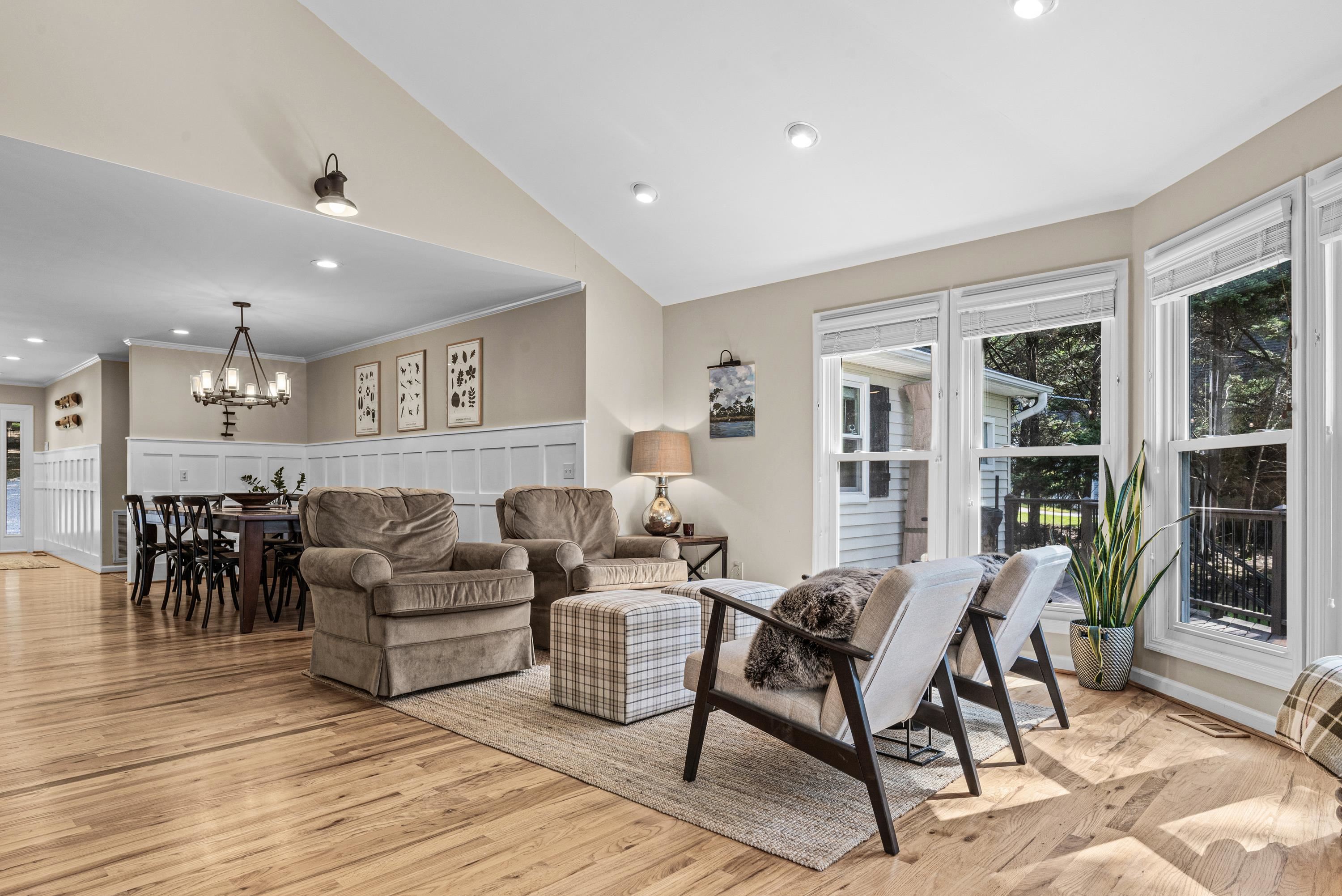 1341 NORTHWOODS DRIVE
