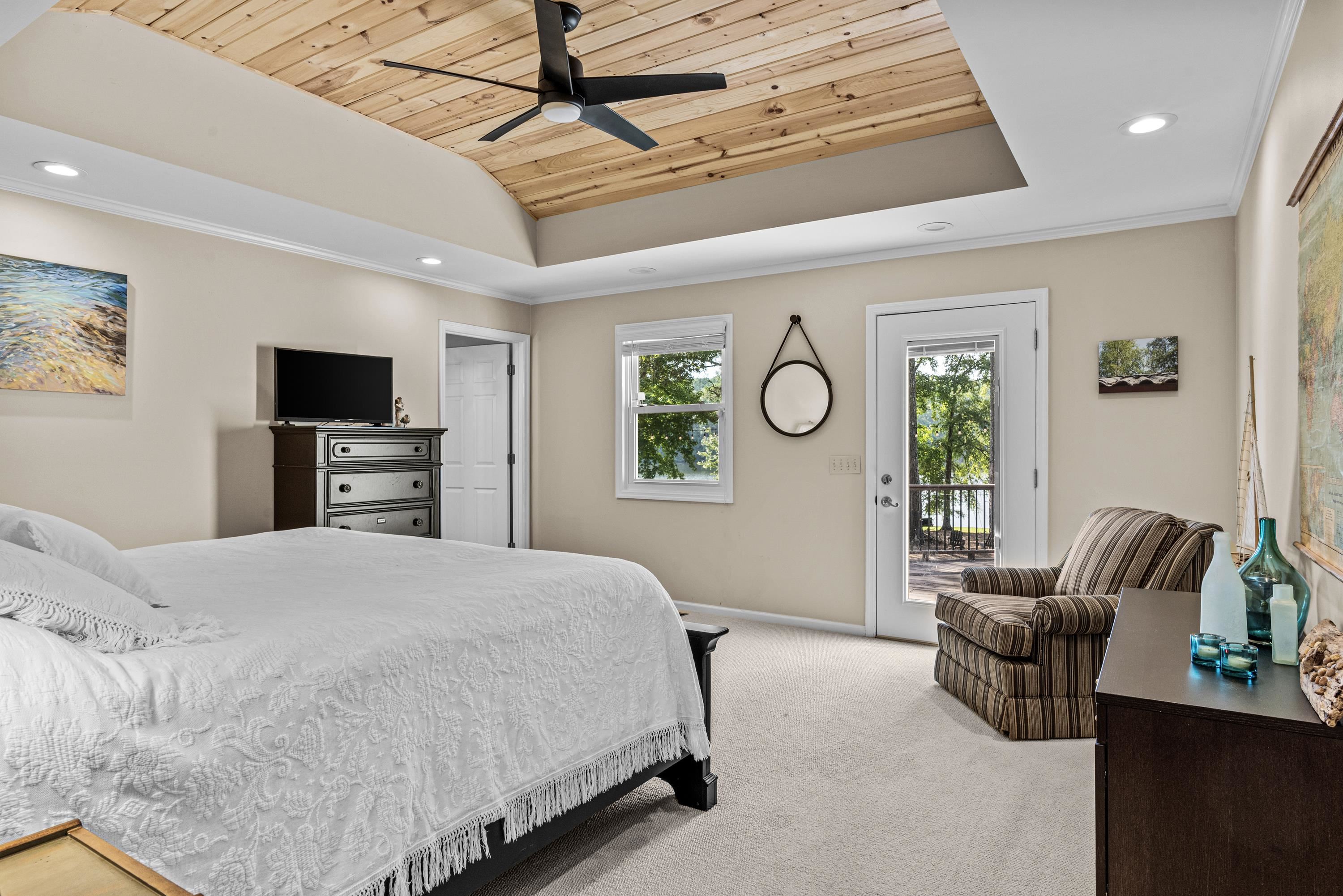 1341 NORTHWOODS DRIVE