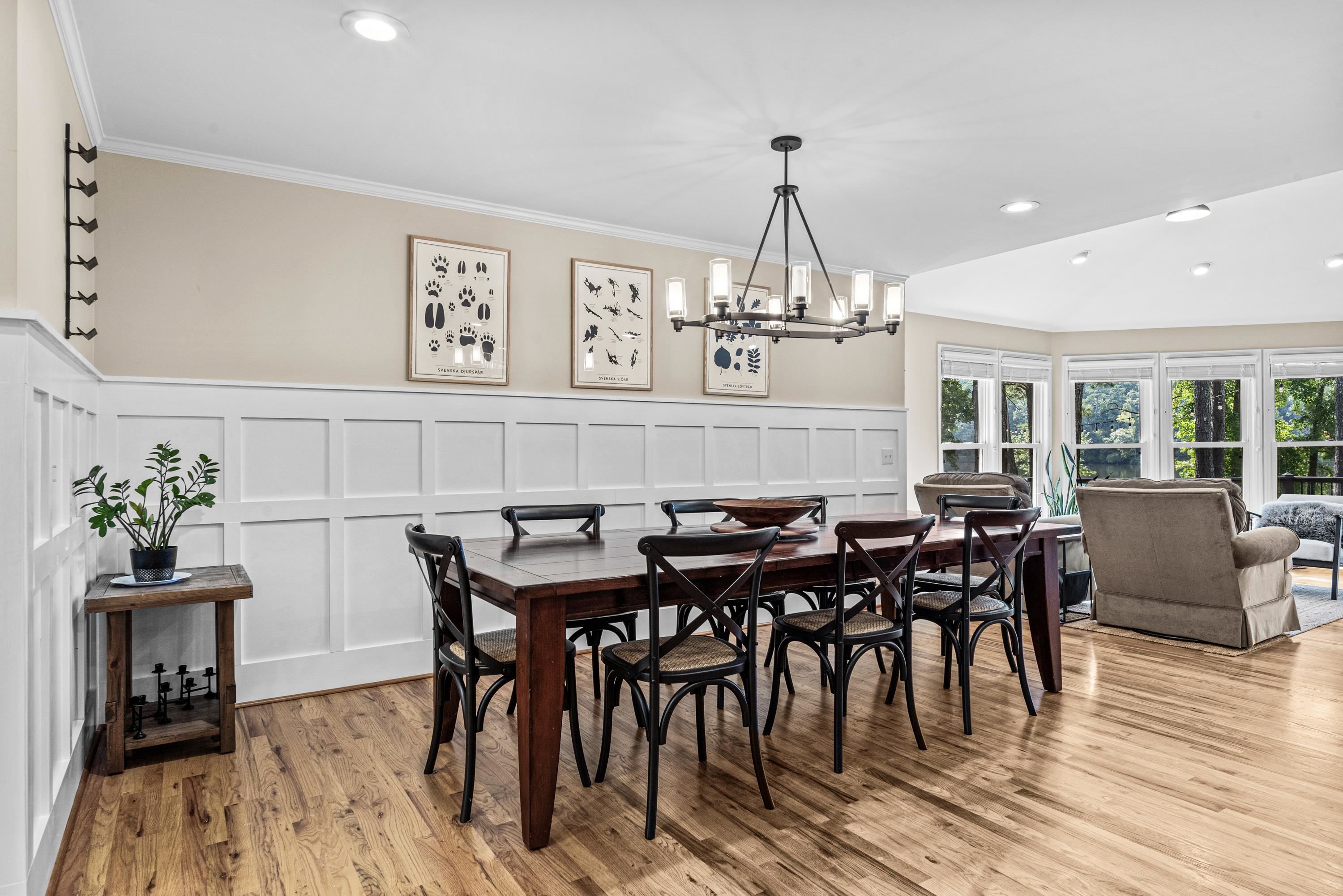 1341 NORTHWOODS DRIVE