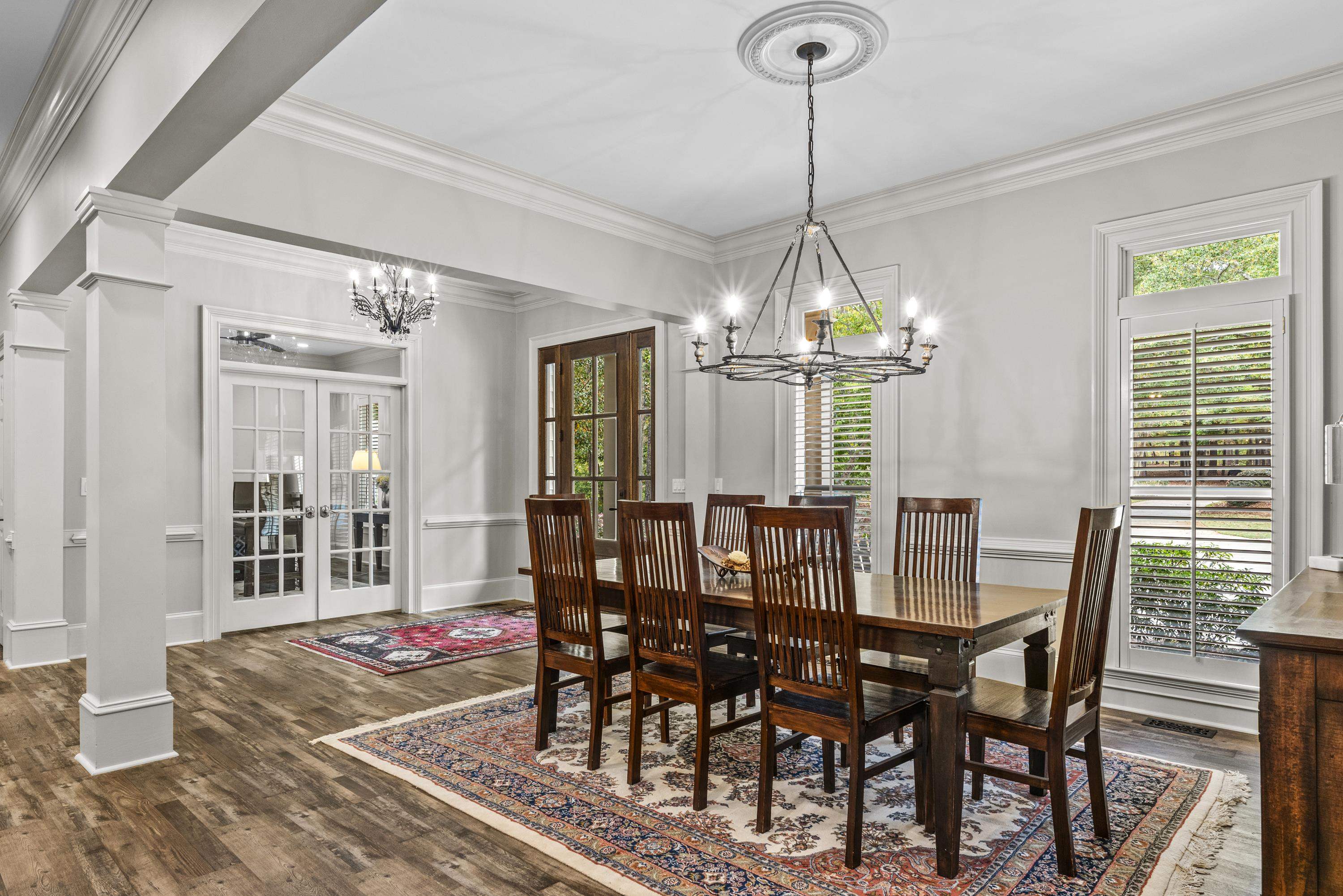 1061 GRESHAMS FORT
