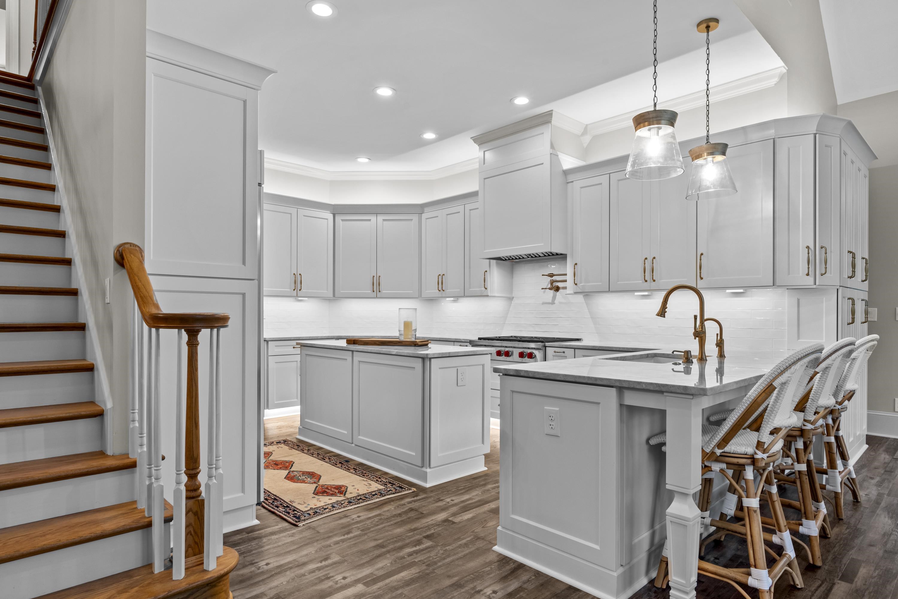 1061 GRESHAMS FORT