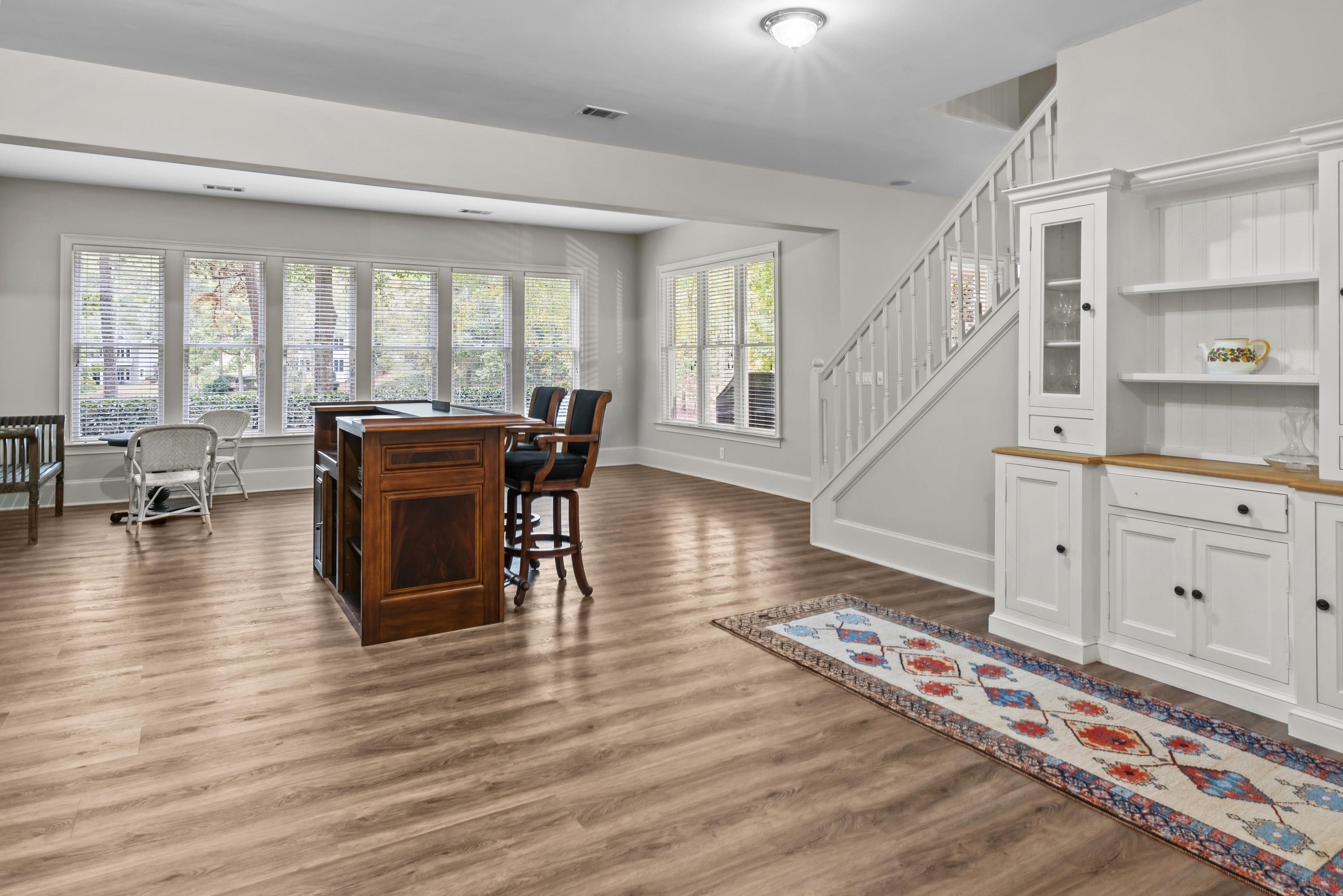 1061 GRESHAMS FORT