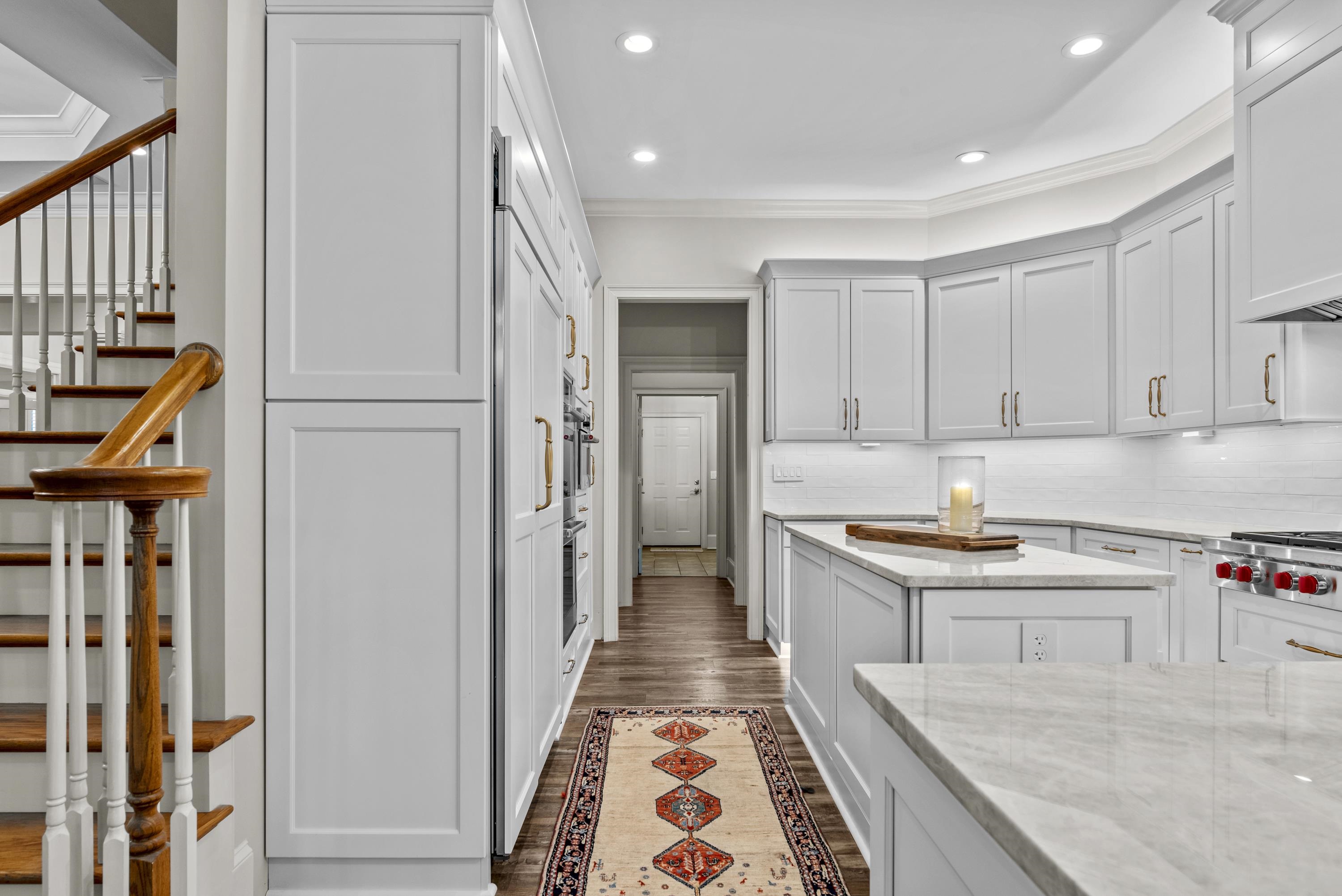 1061 GRESHAMS FORT