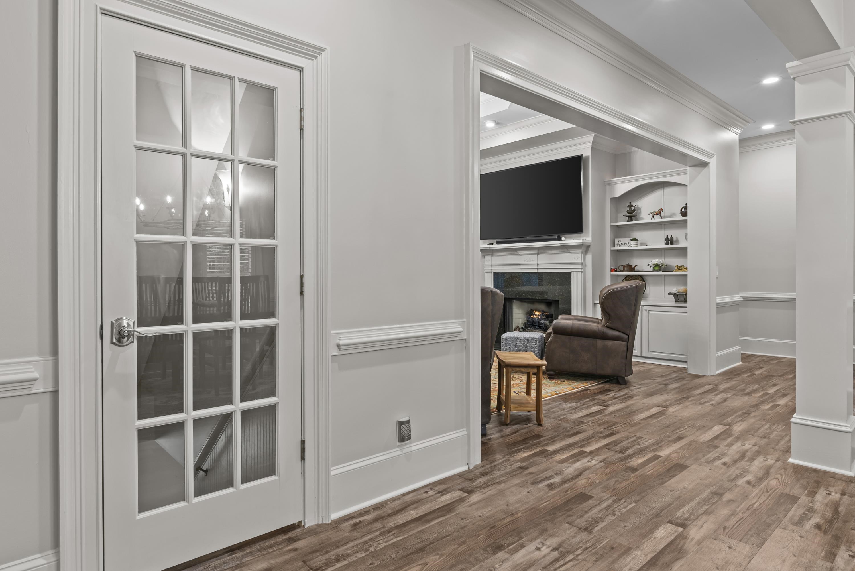 1061 GRESHAMS FORT
