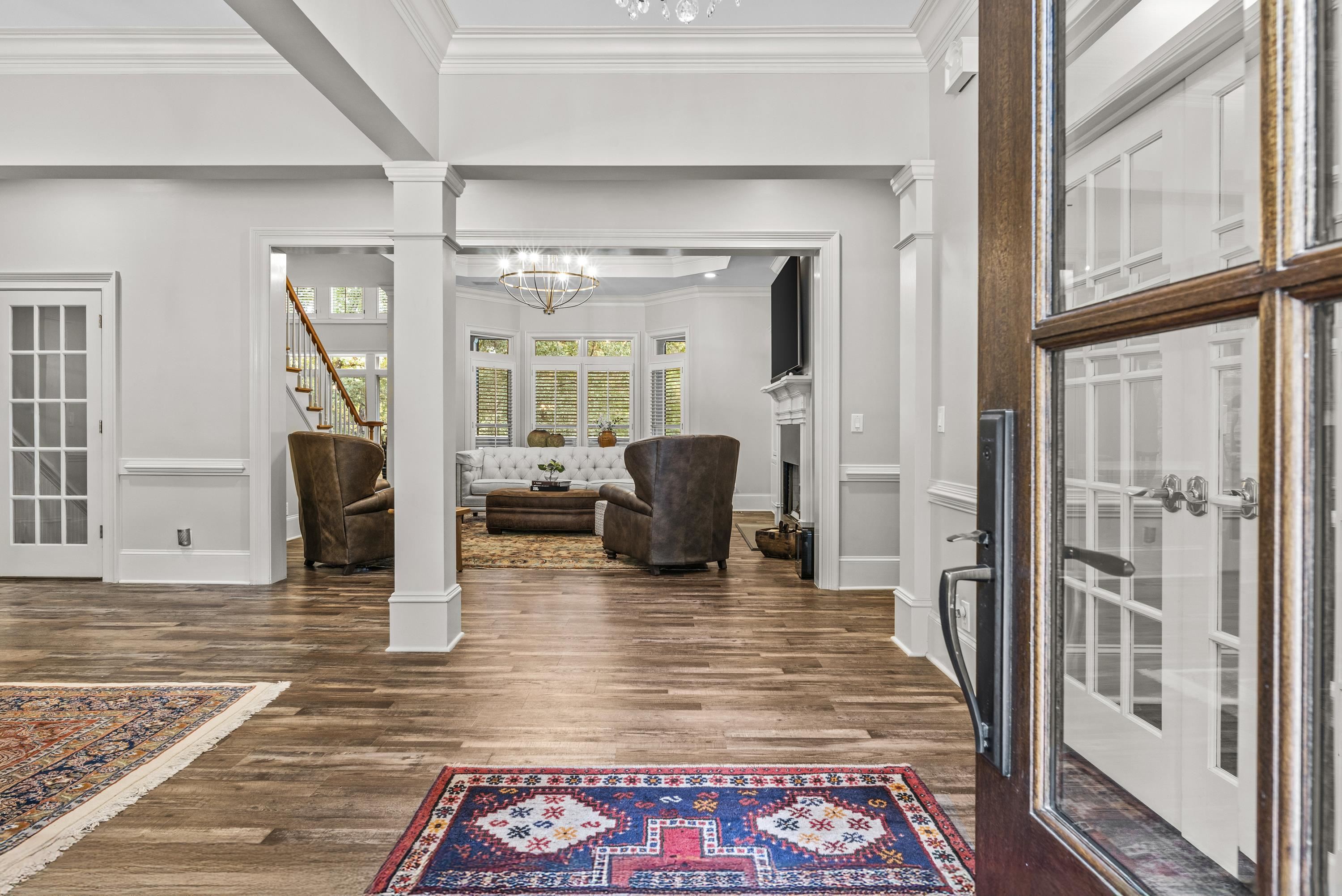 1061 GRESHAMS FORT