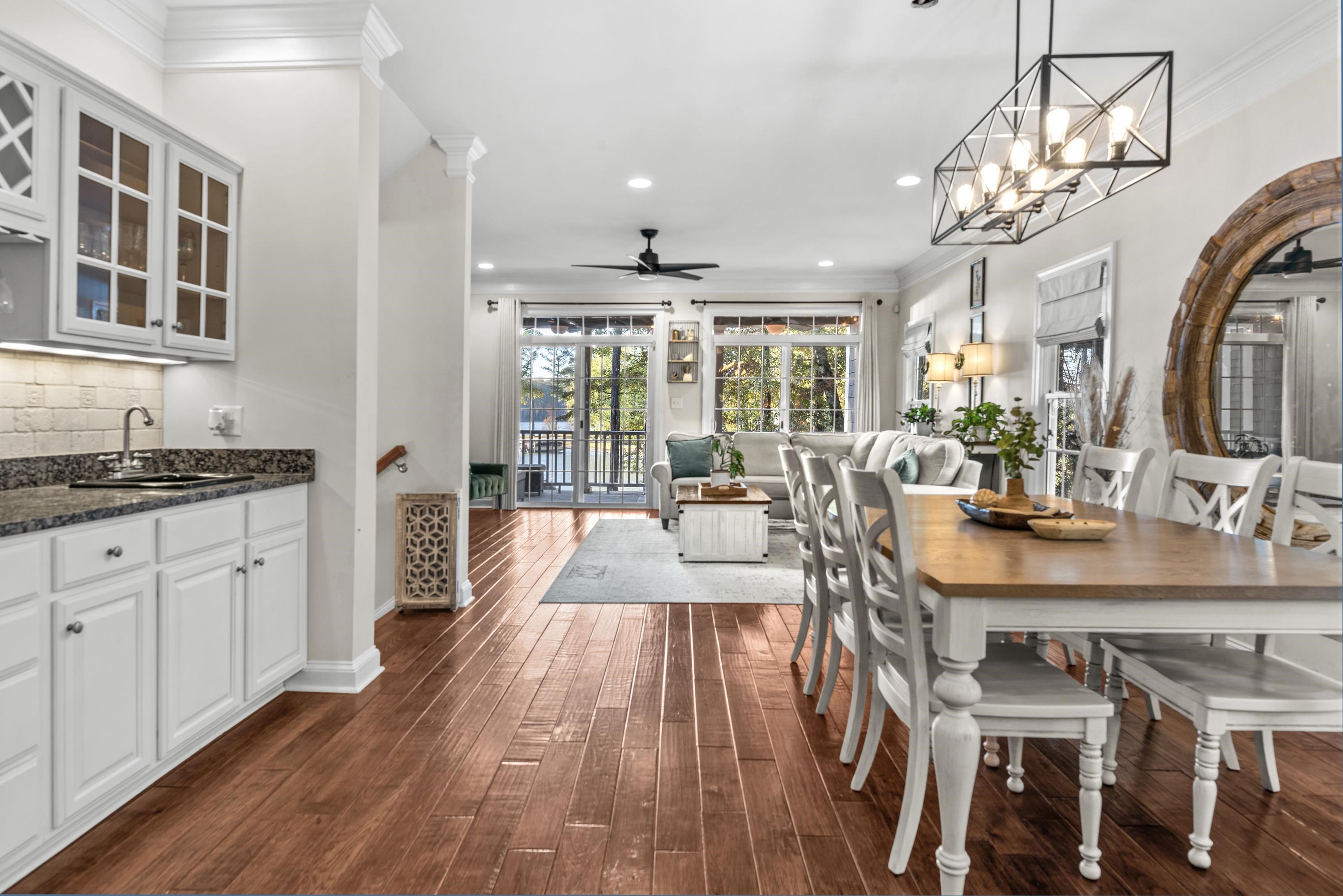 905 (Unit 310) GREENSBORO ROAD