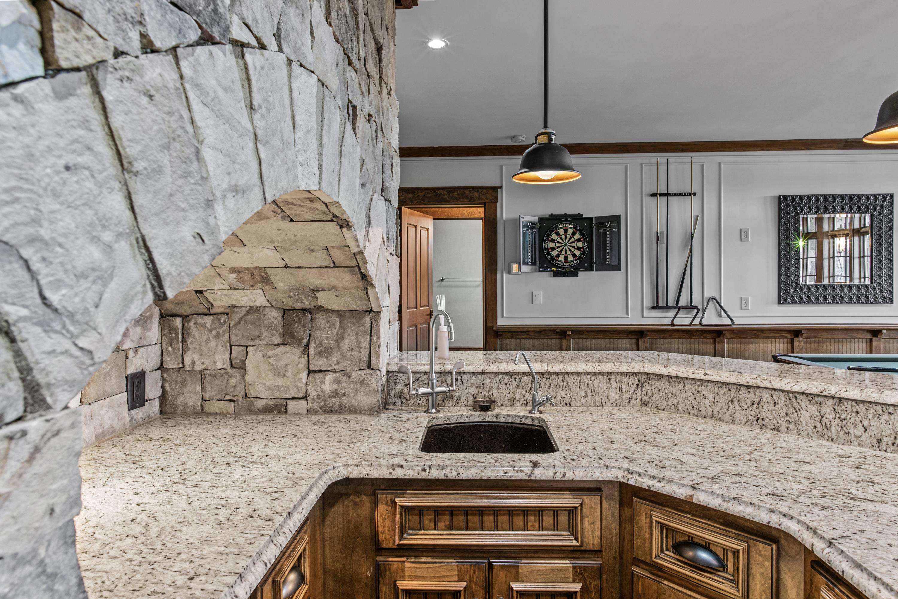 1210 COTTAGE LANE EAST