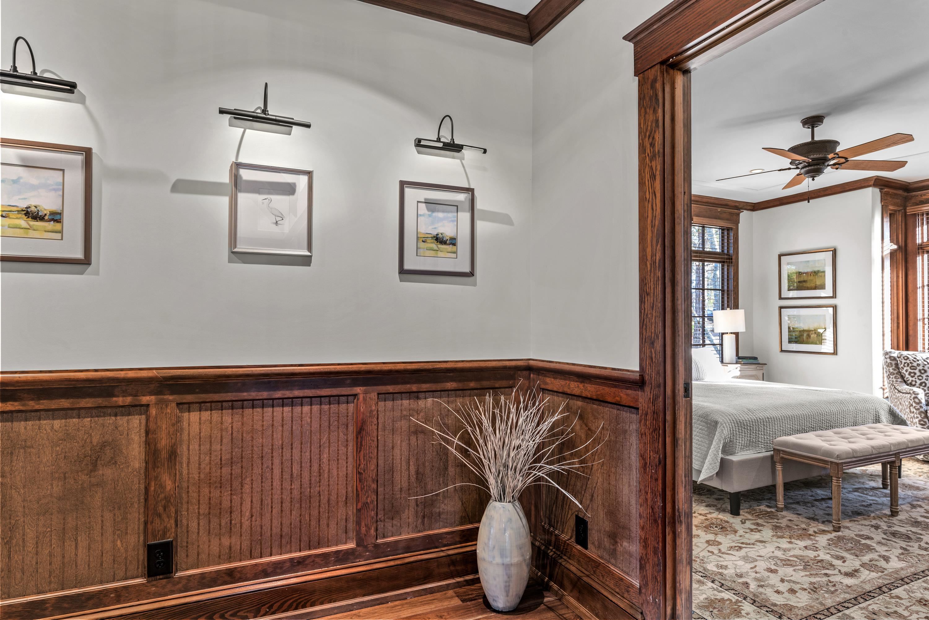 1210 COTTAGE LANE EAST