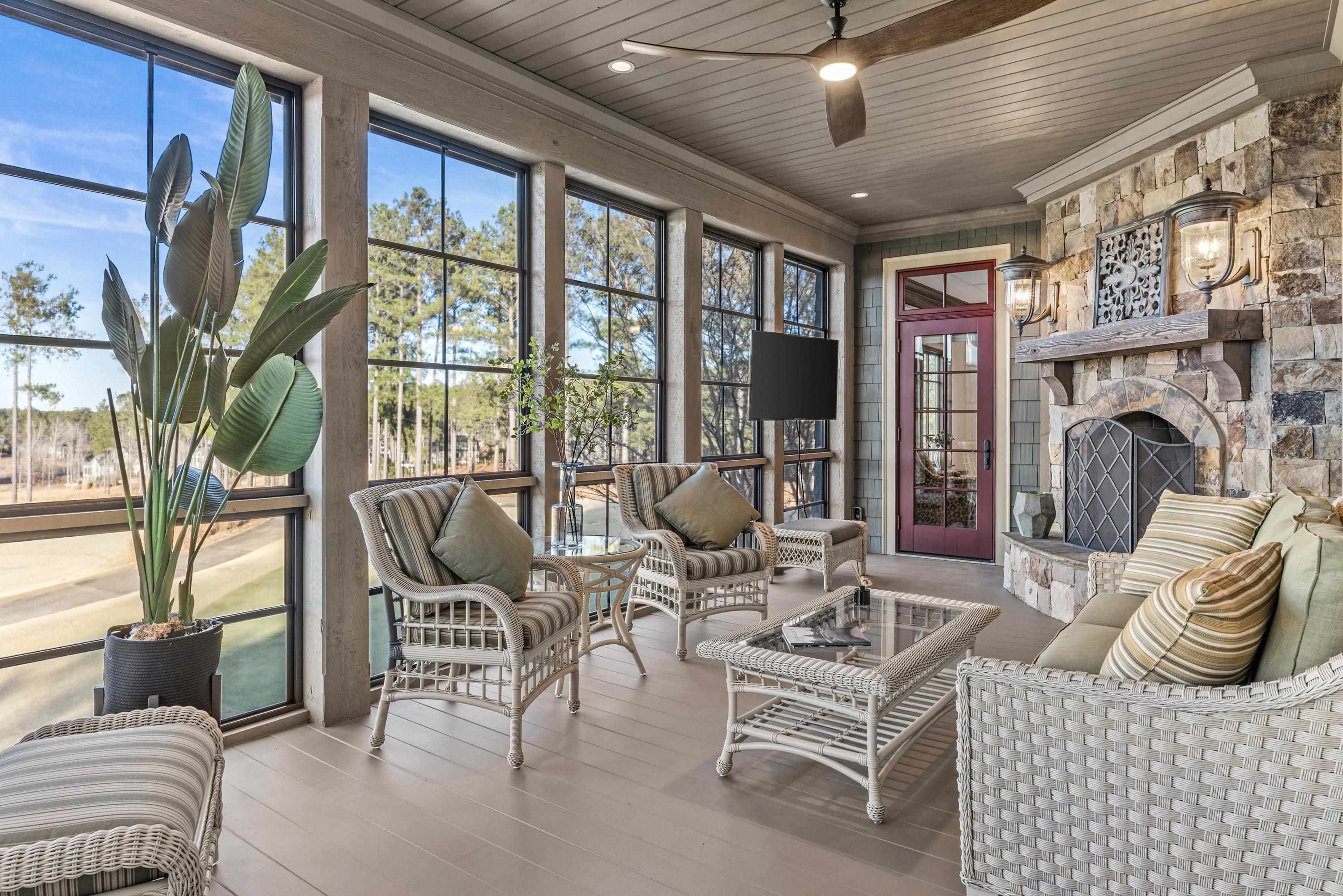 1210 COTTAGE LANE EAST
