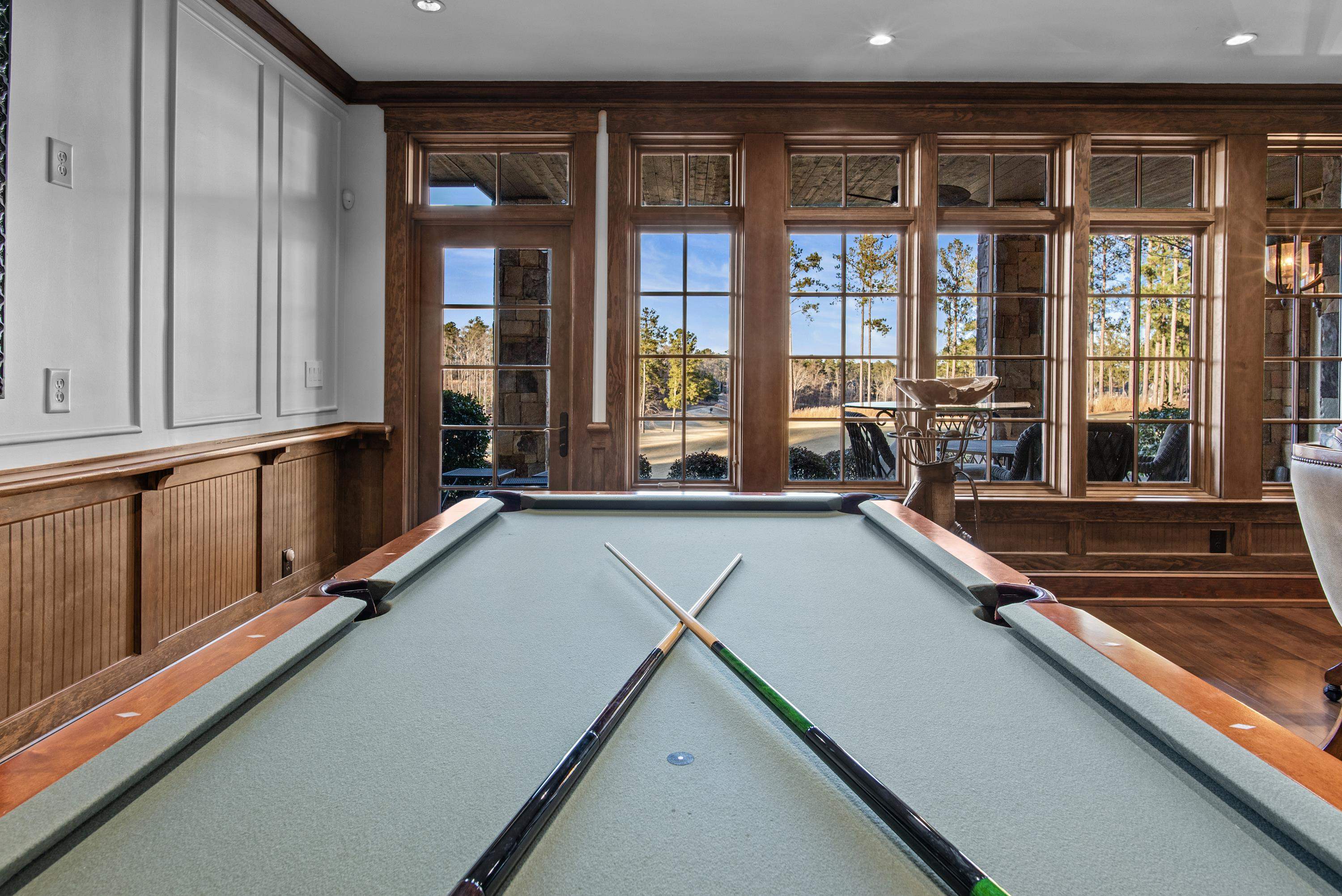 1210 COTTAGE LANE EAST