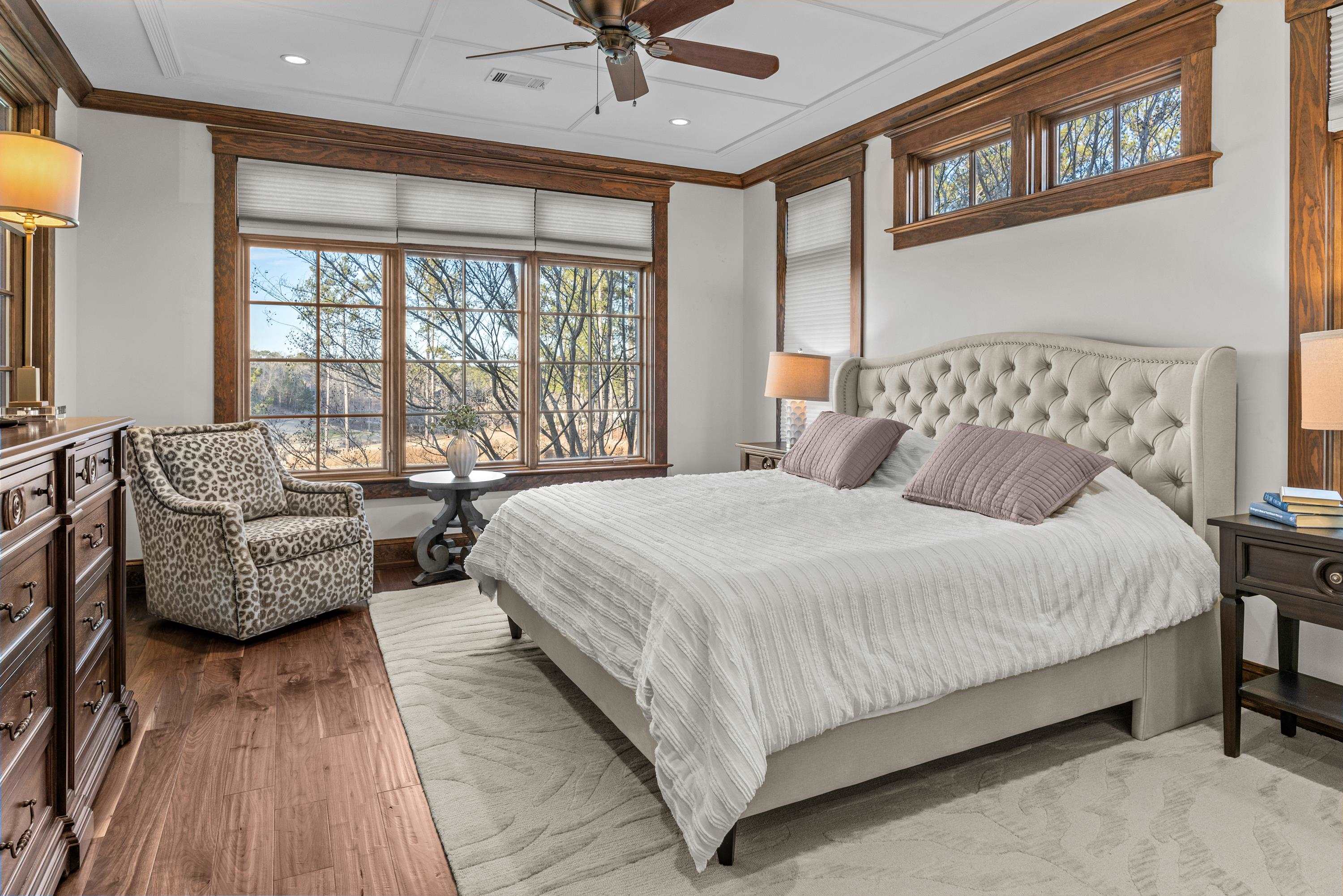 1210 COTTAGE LANE EAST