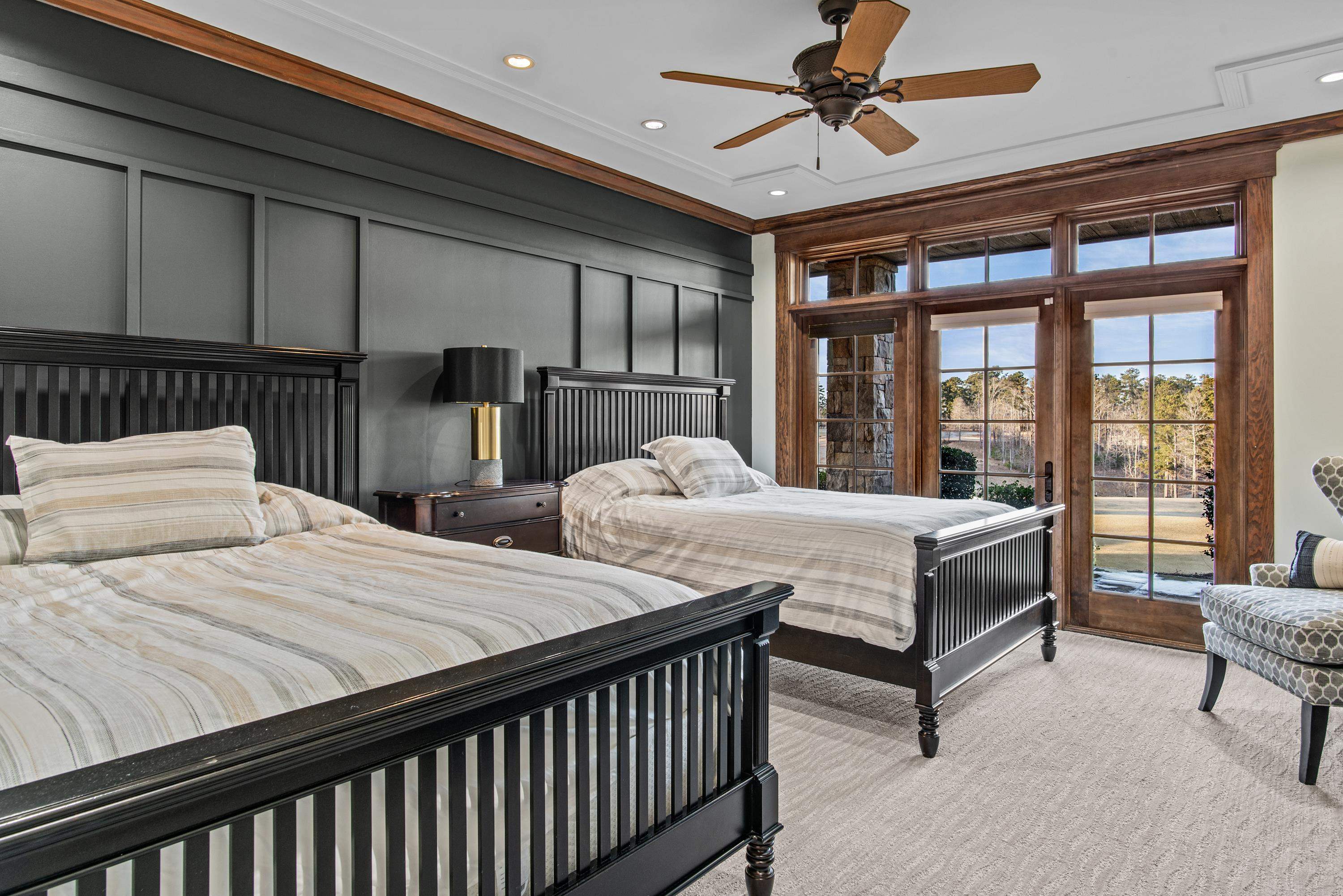 1210 COTTAGE LANE EAST