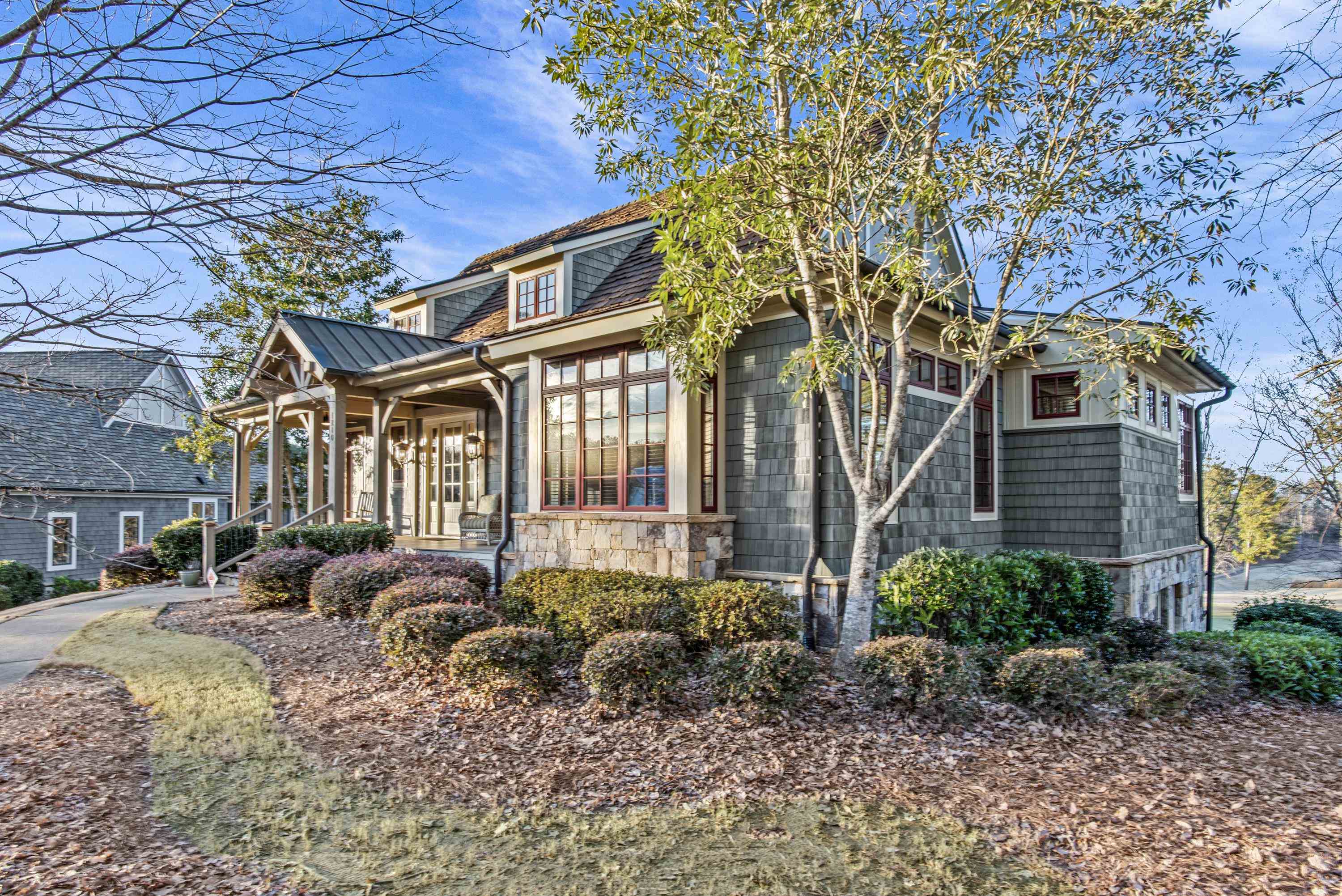 1210 COTTAGE LANE EAST