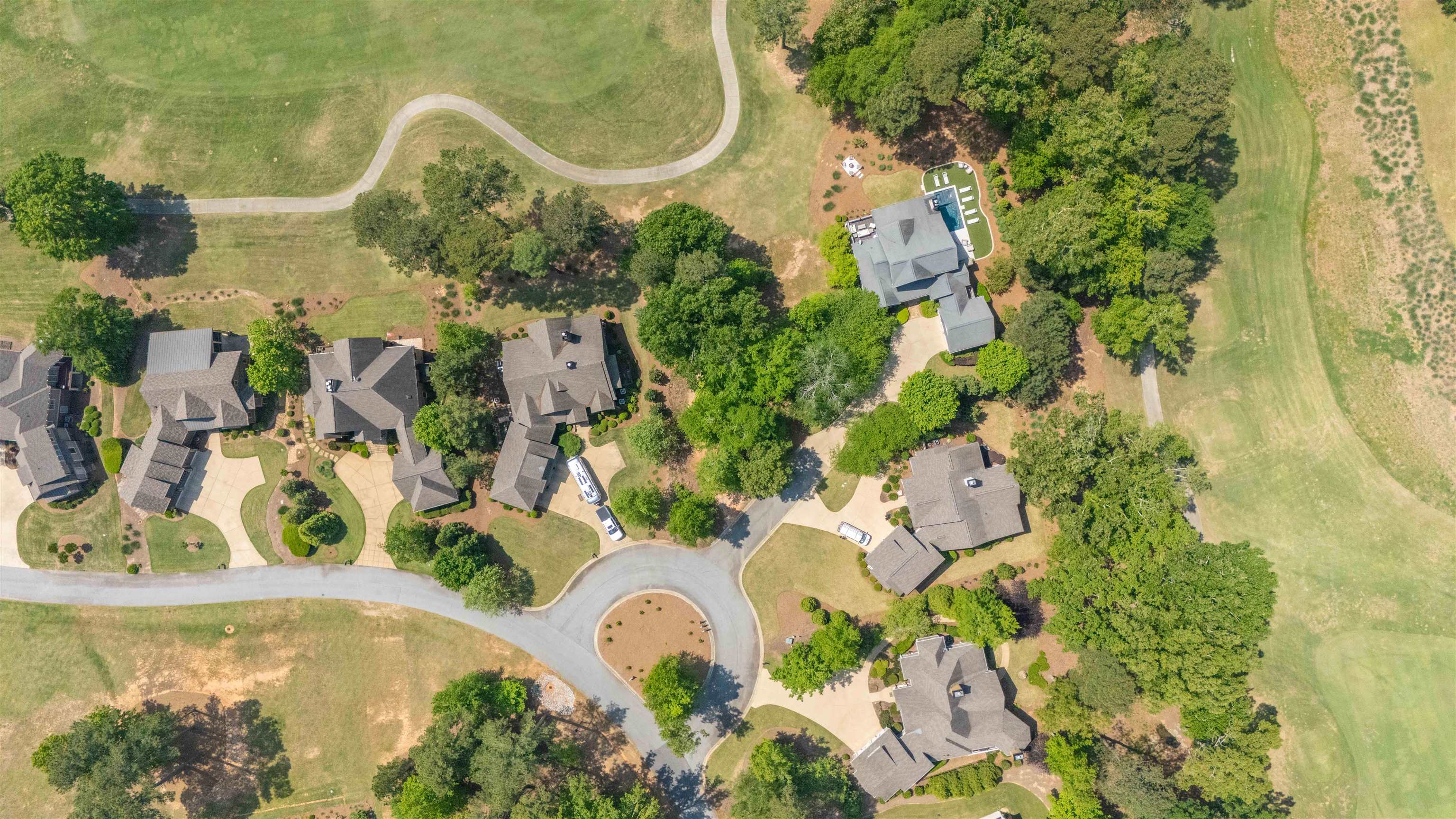 1010 PINE BLUFF CIRCLE