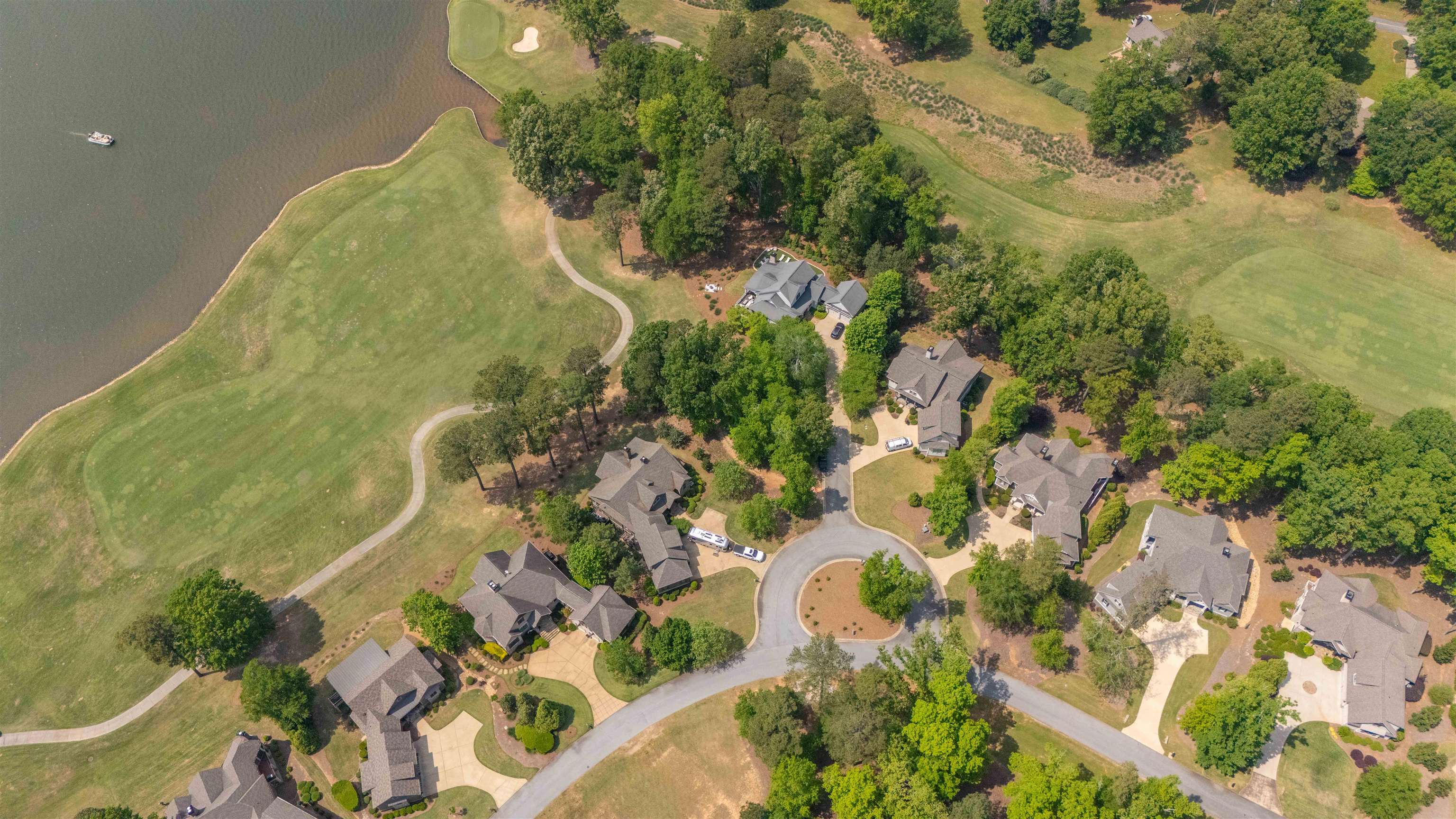 1010 PINE BLUFF CIRCLE