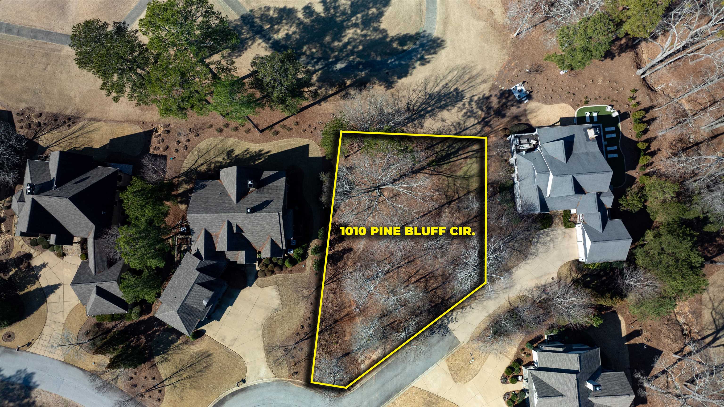 1010 PINE BLUFF CIRCLE