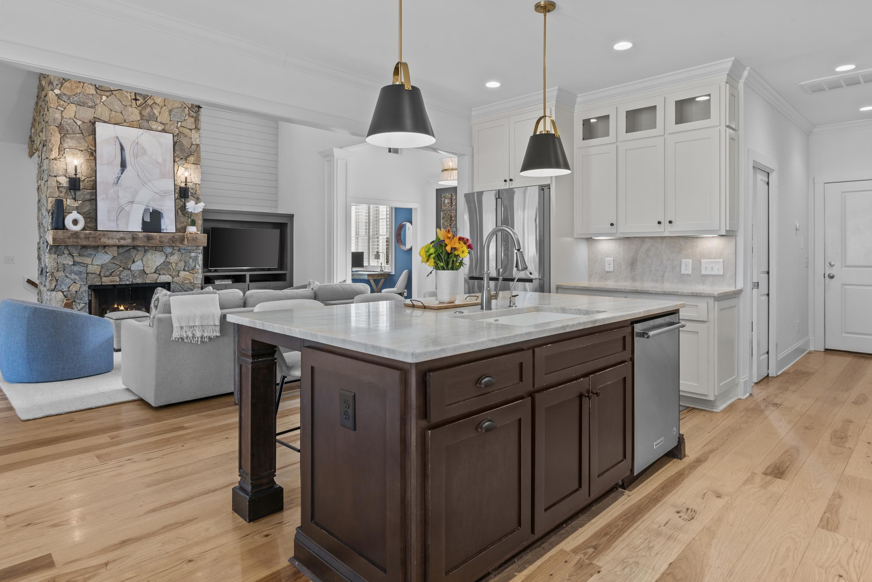 1211 ANCHOR BAY CIRCLE