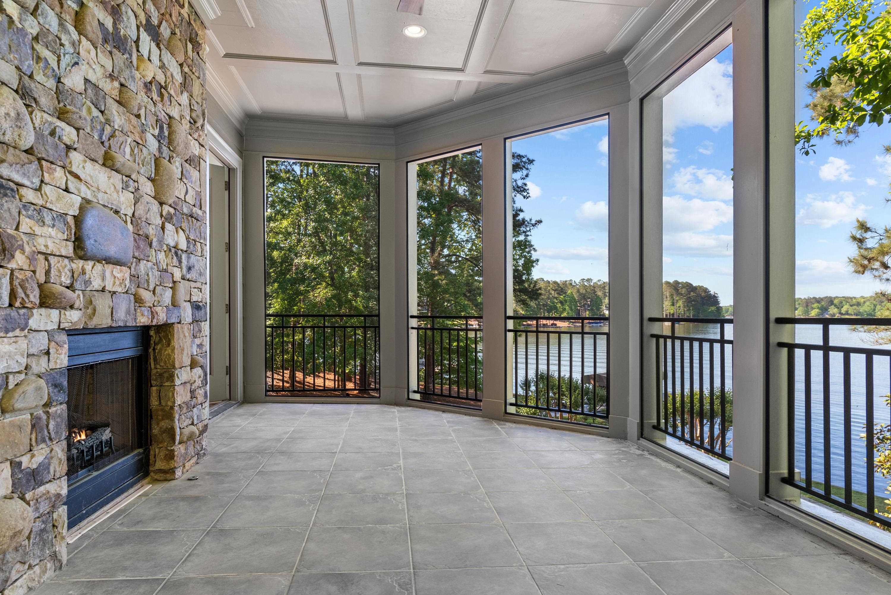 1230 LAKE CLUB DRIVE