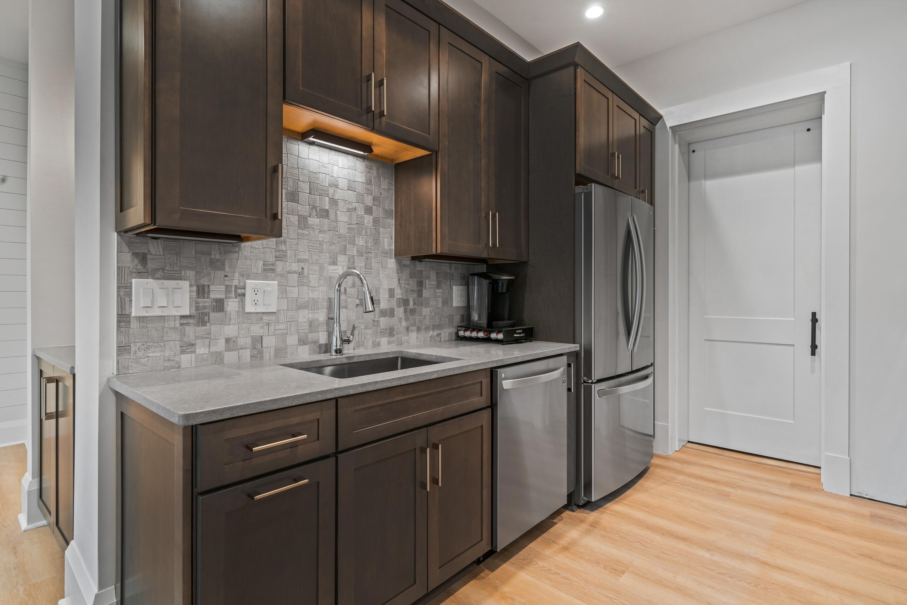 1101 BROOKSIDE