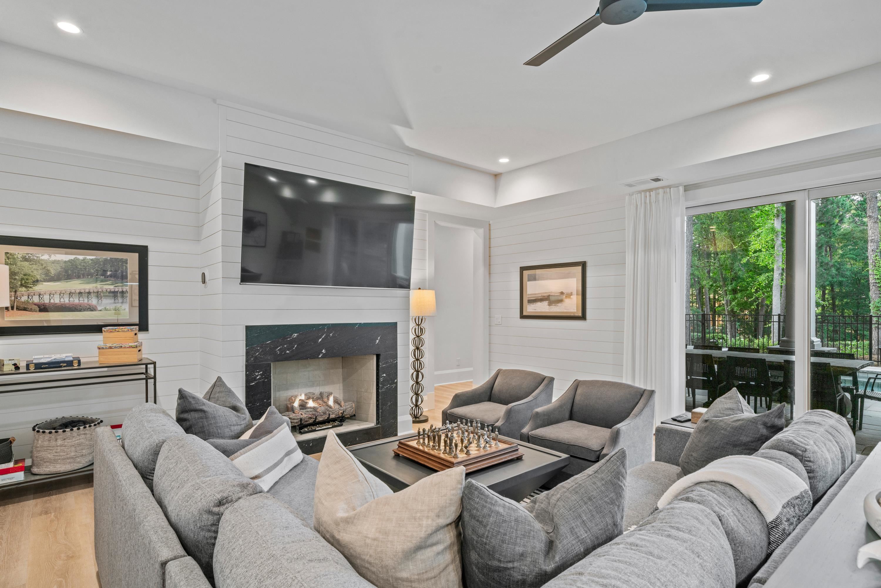1101 BROOKSIDE