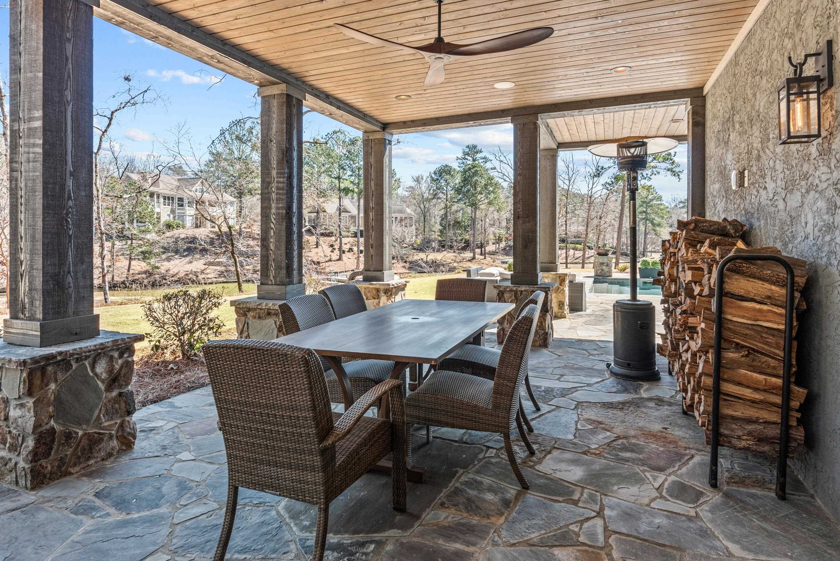 1051 LIBERTY BLUFF LANE