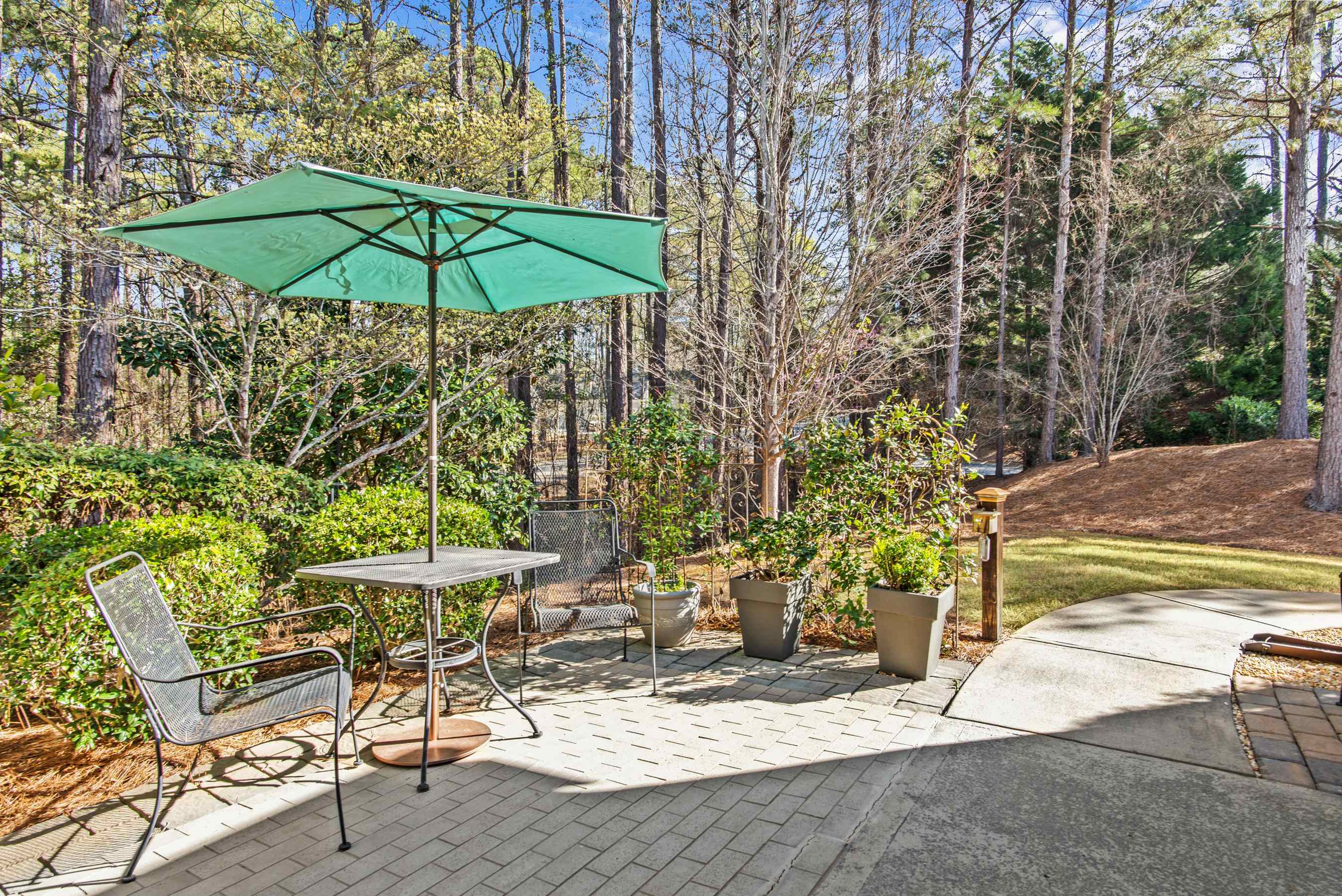 110 EDGEWOOD COURT