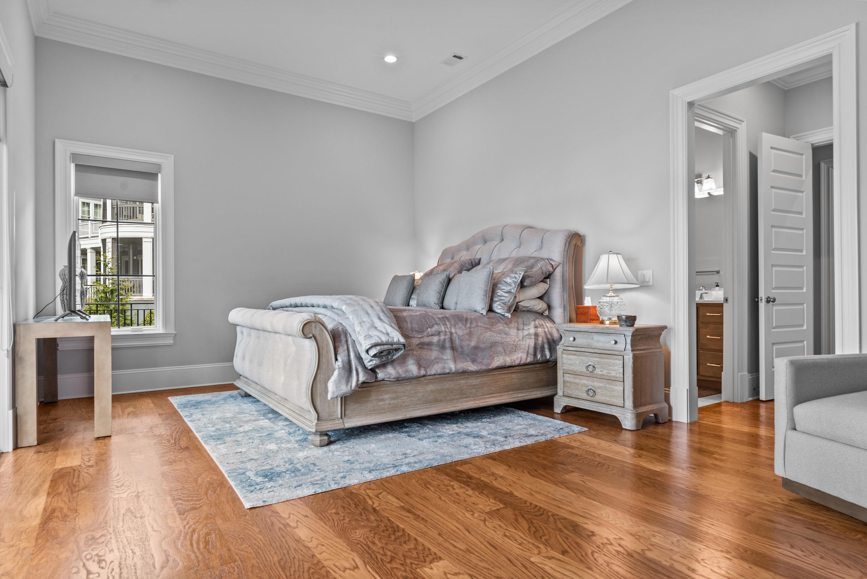 2781 LINGER LONGER DRIVE