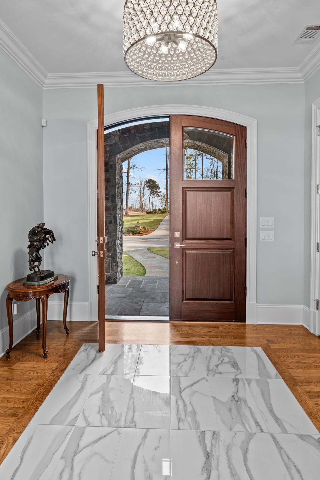 2781 LINGER LONGER DRIVE