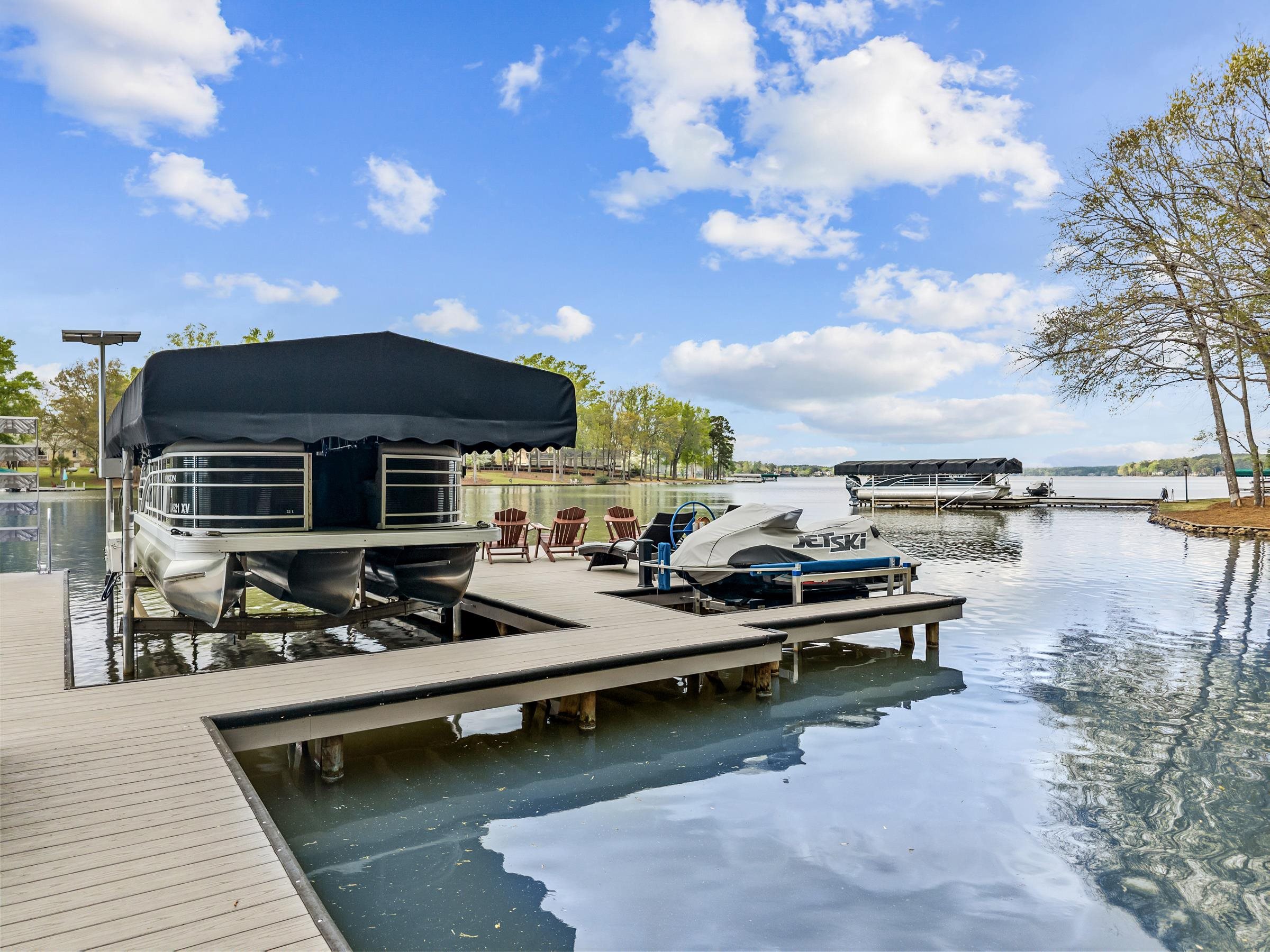 233 REYNOLDS DRIVE