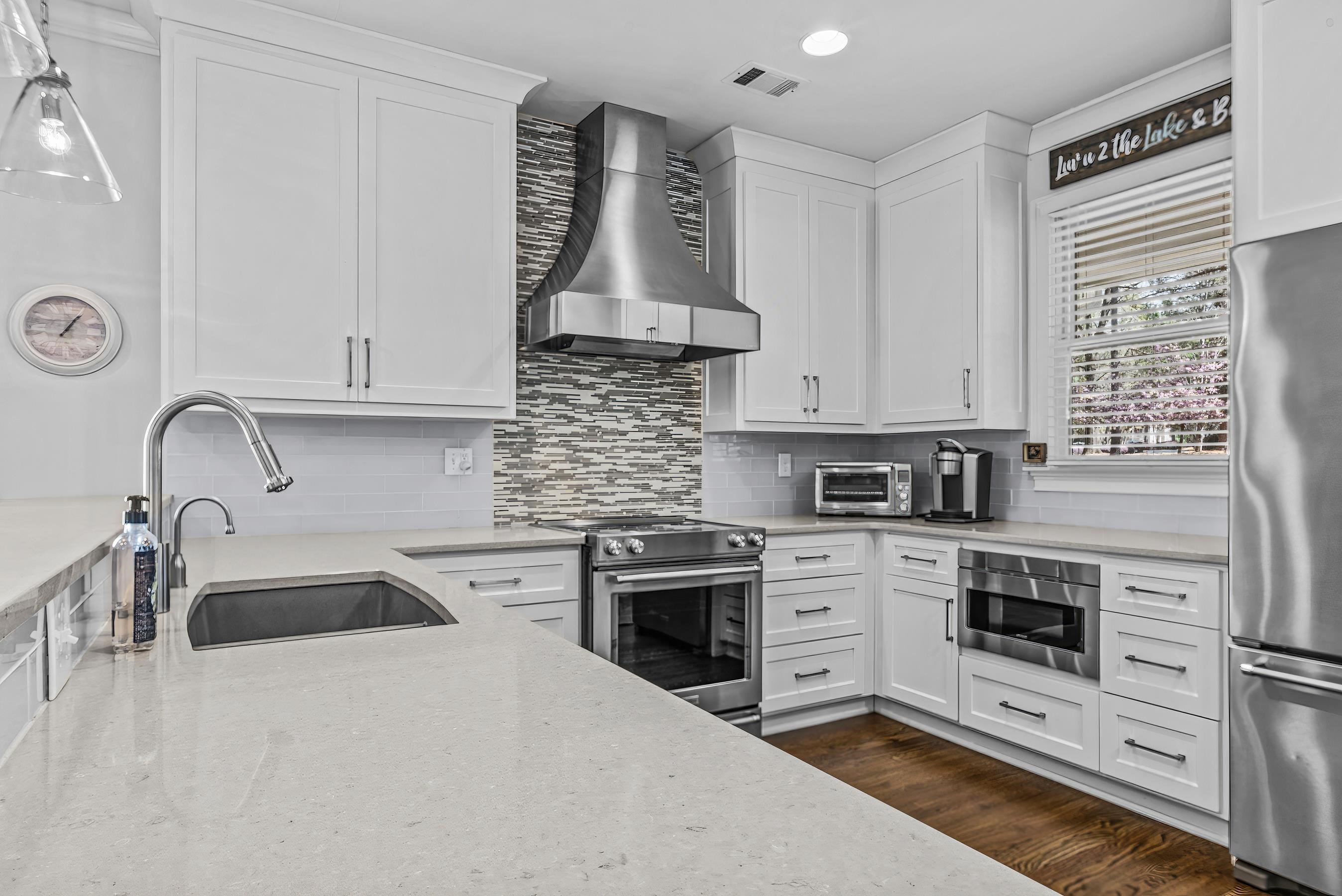 1251 MARINA COVE LANE