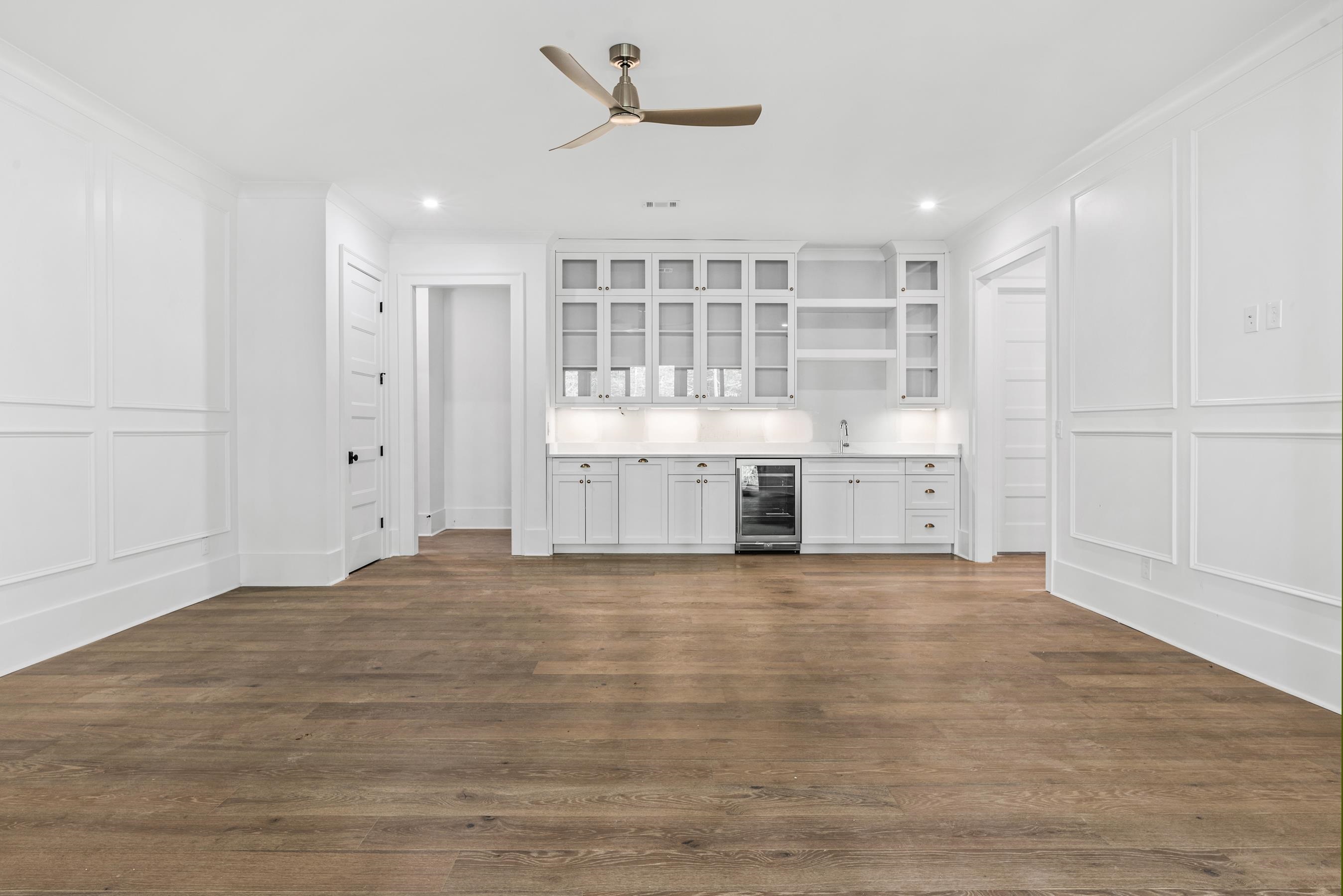 1030 CAVALIER COVE