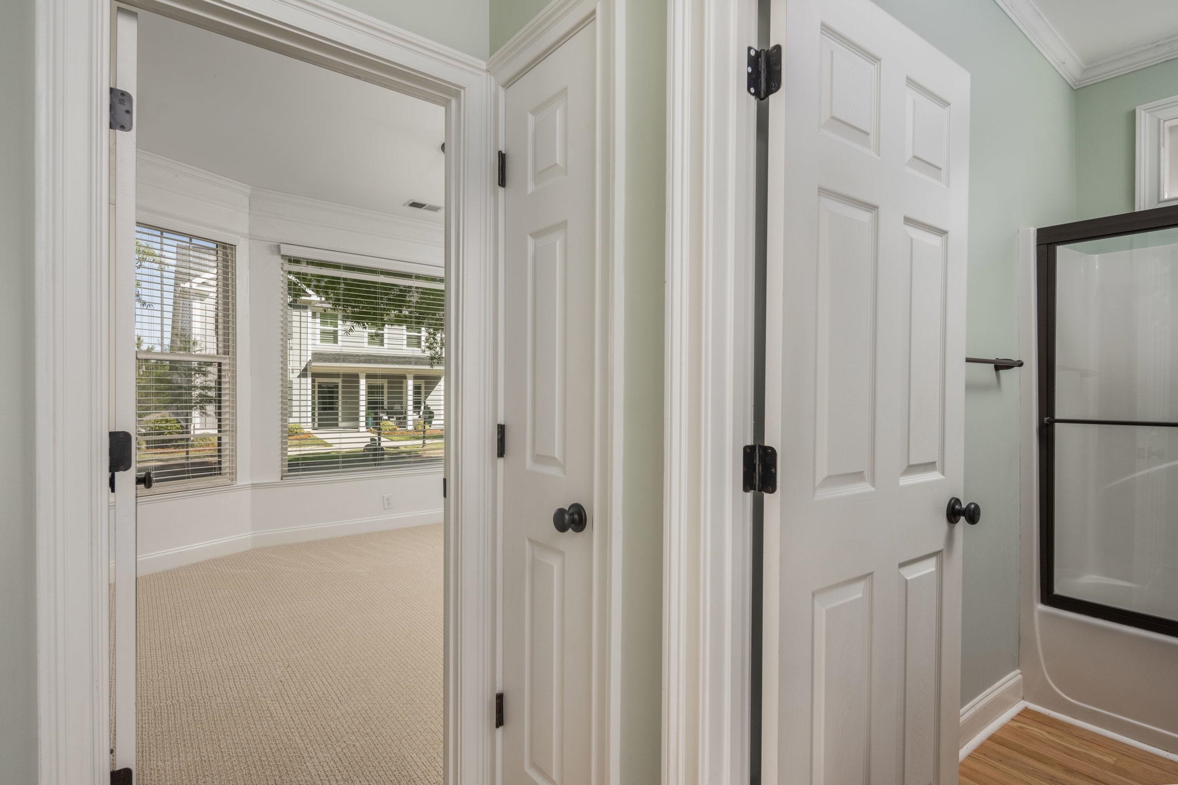 1591 CARRIAGE RIDGE DRIVE