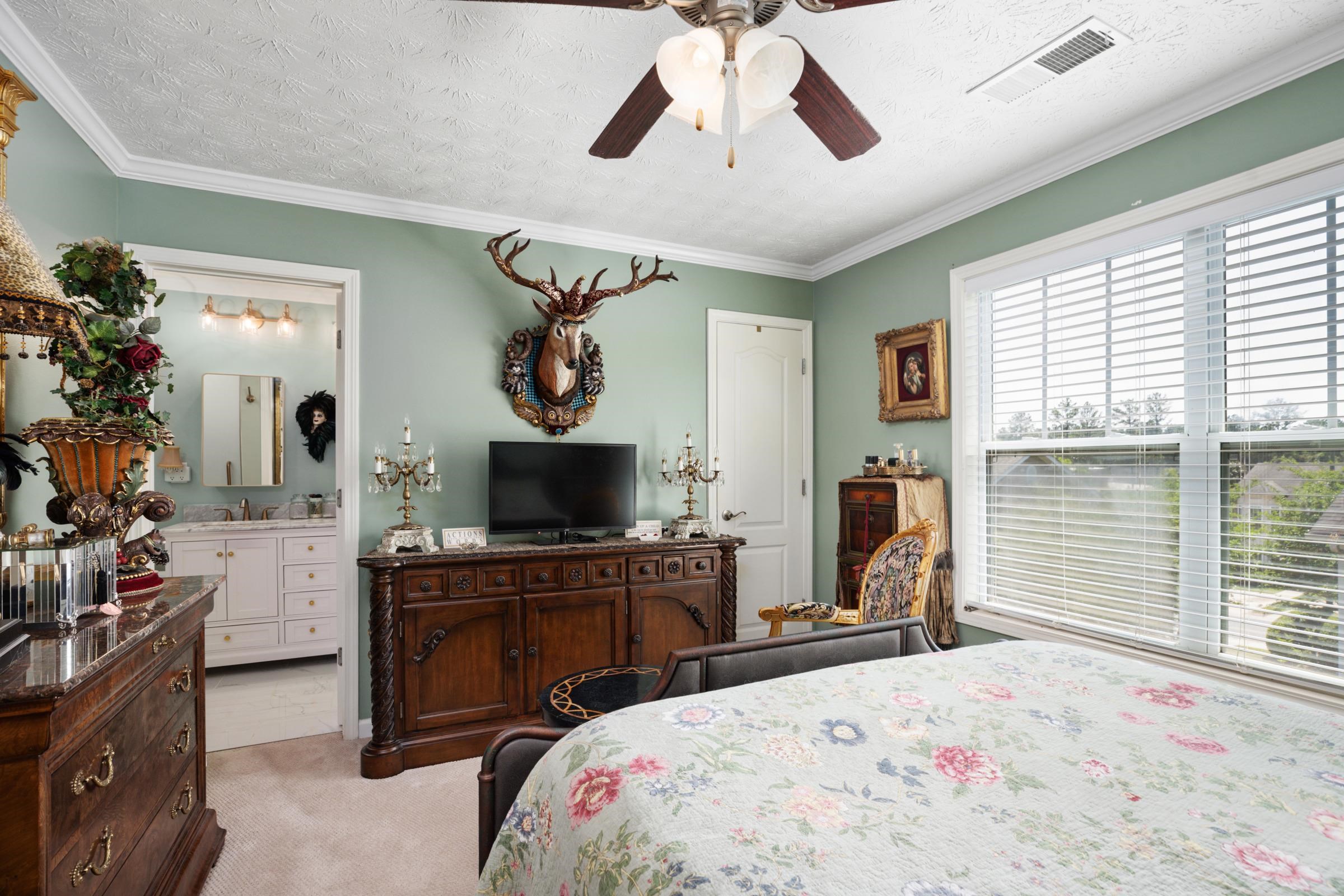 1071 APPLE ORCHARD LANE
