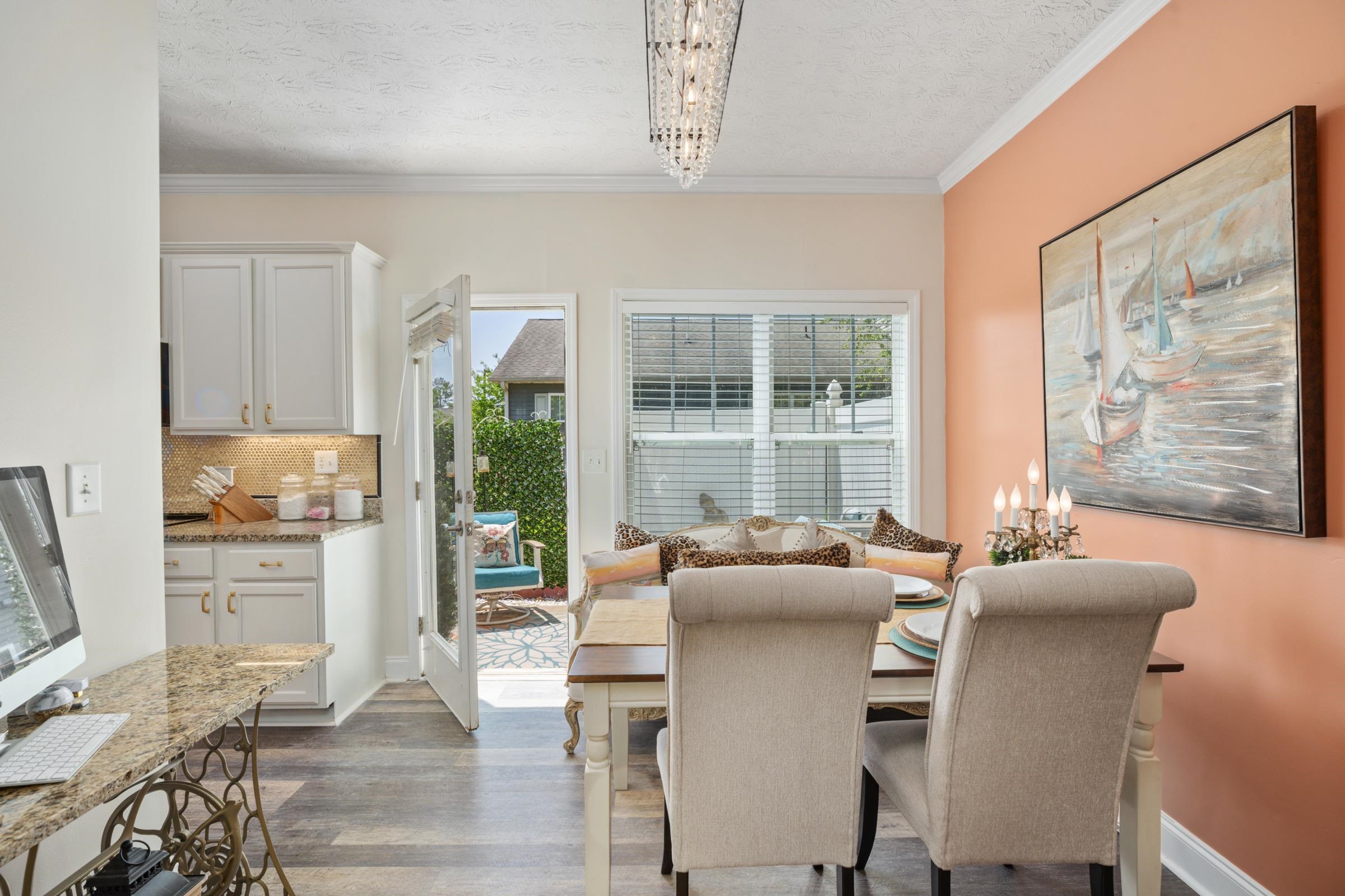 1071 APPLE ORCHARD LANE