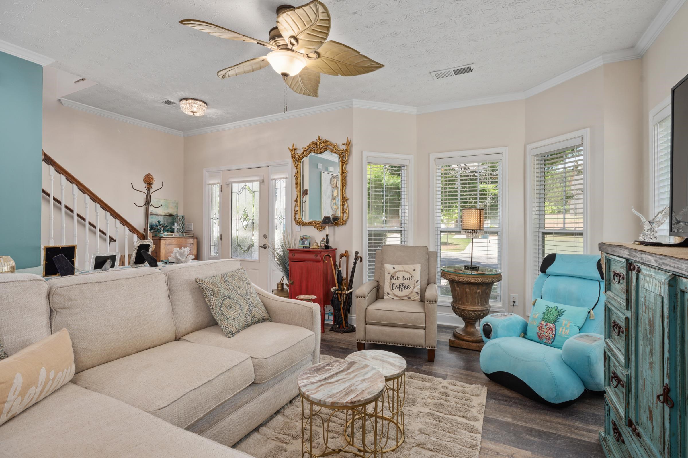 1071 APPLE ORCHARD LANE