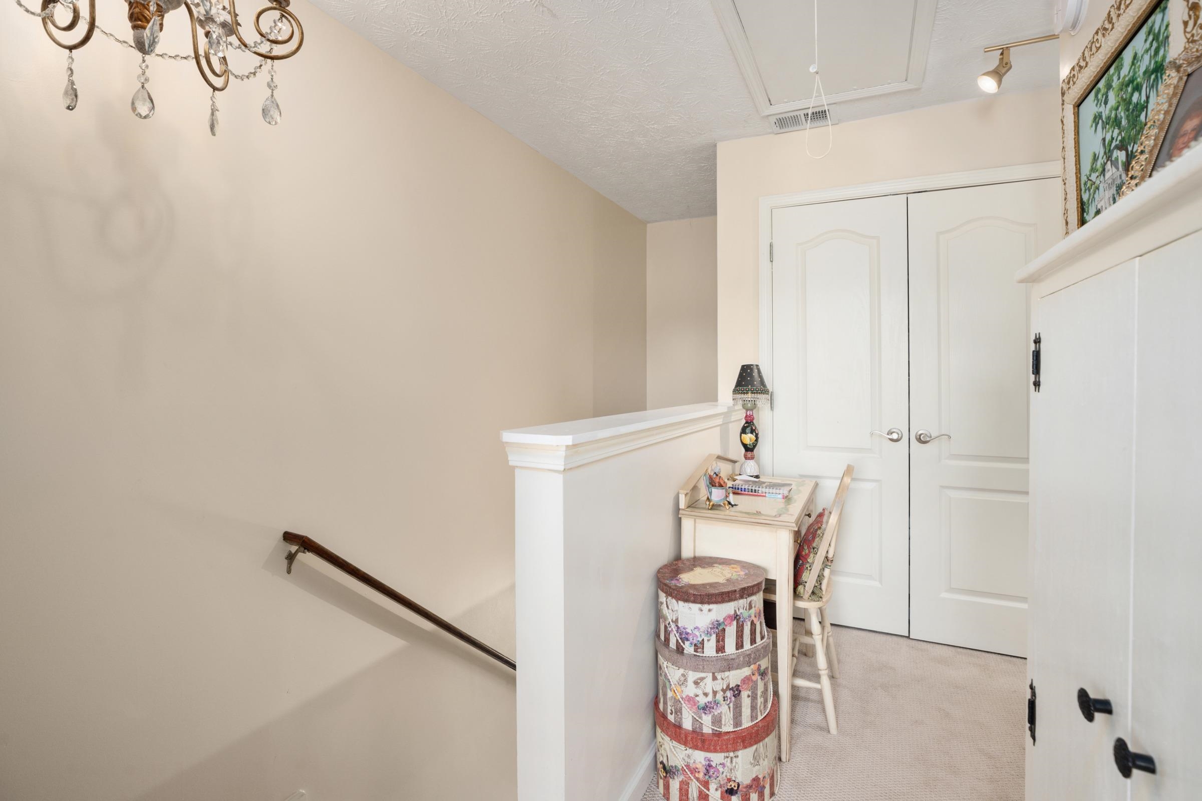 1071 APPLE ORCHARD LANE