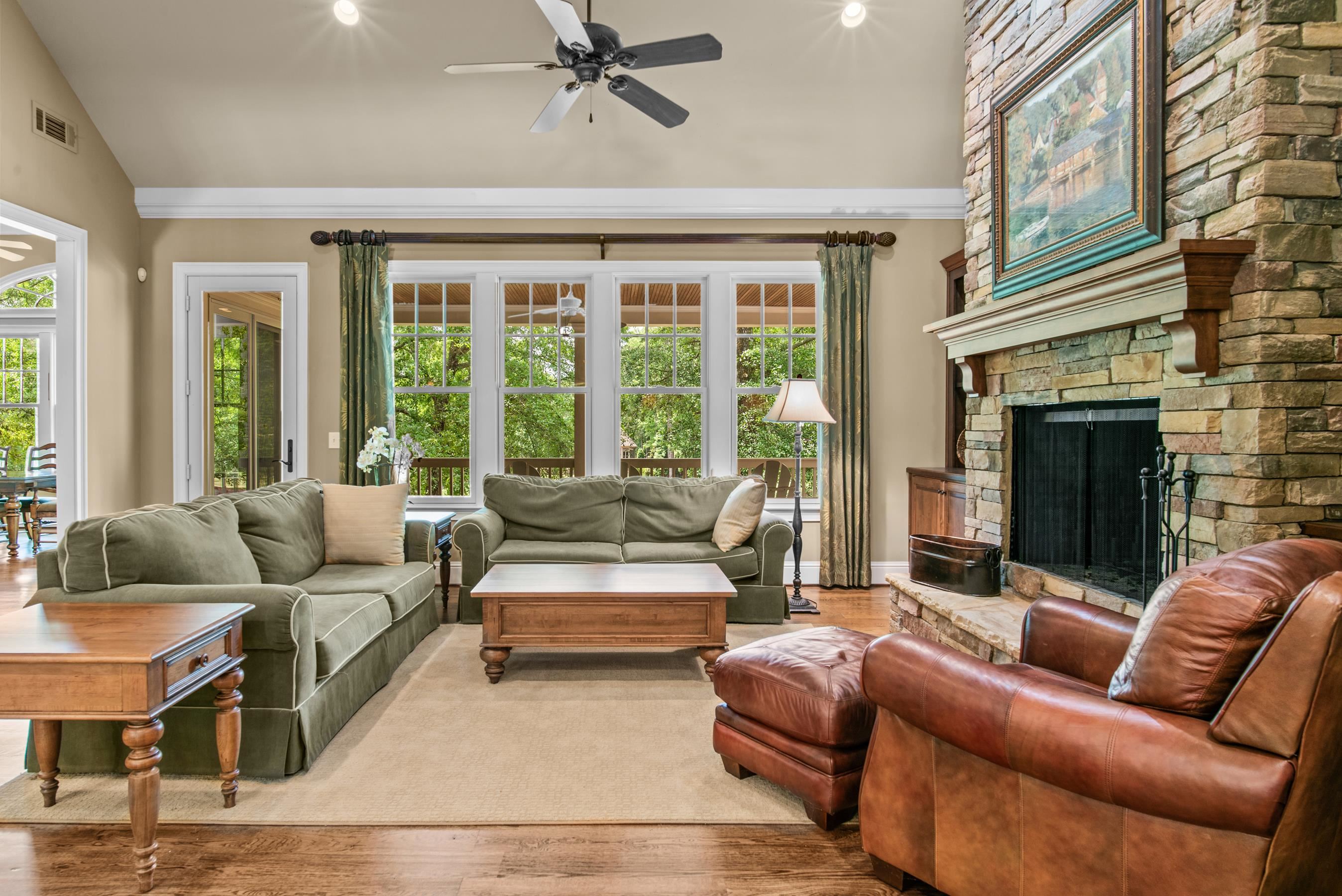 1171 WRAYSWOOD CIRCLE