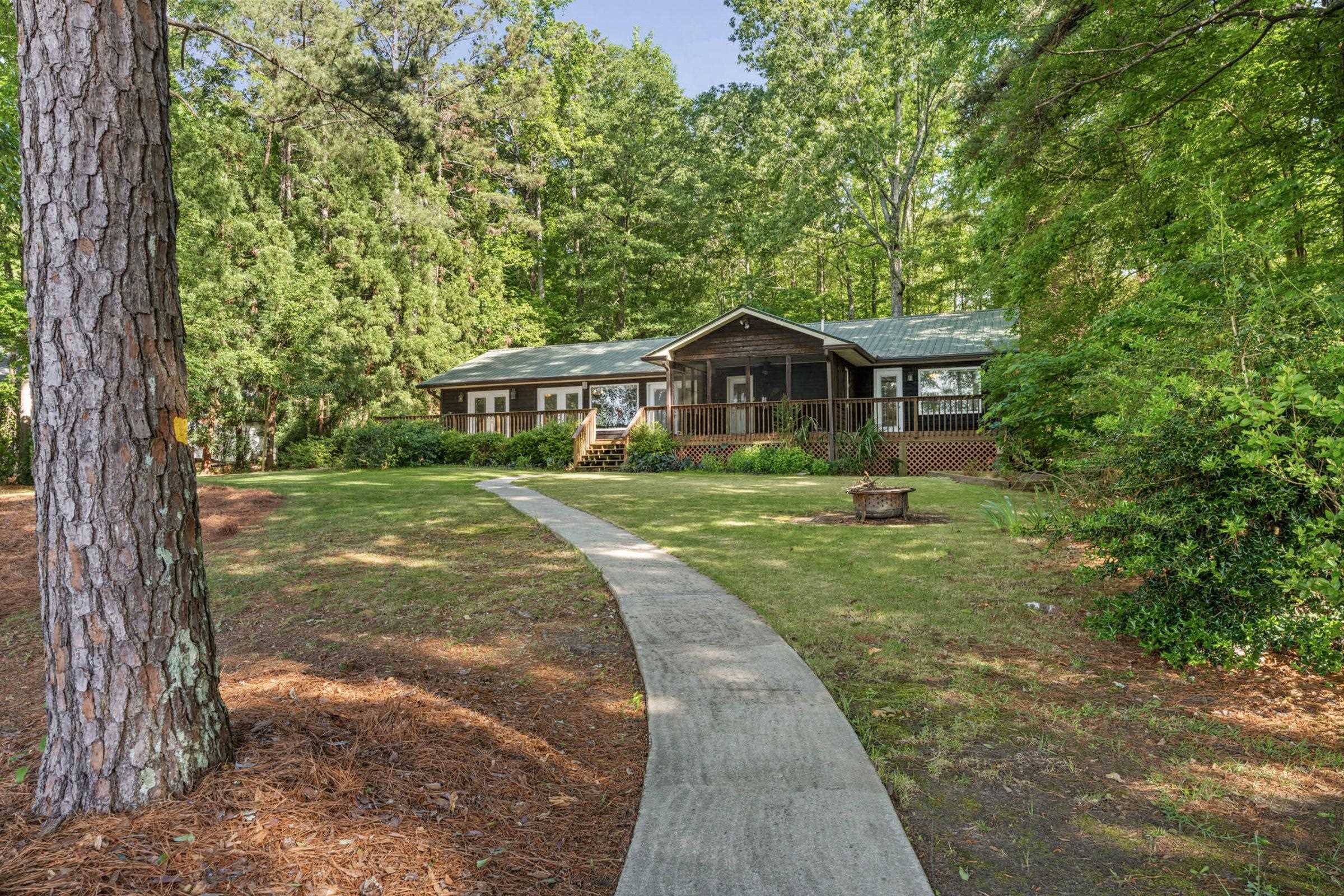 1621 MORGAN DRIVE
