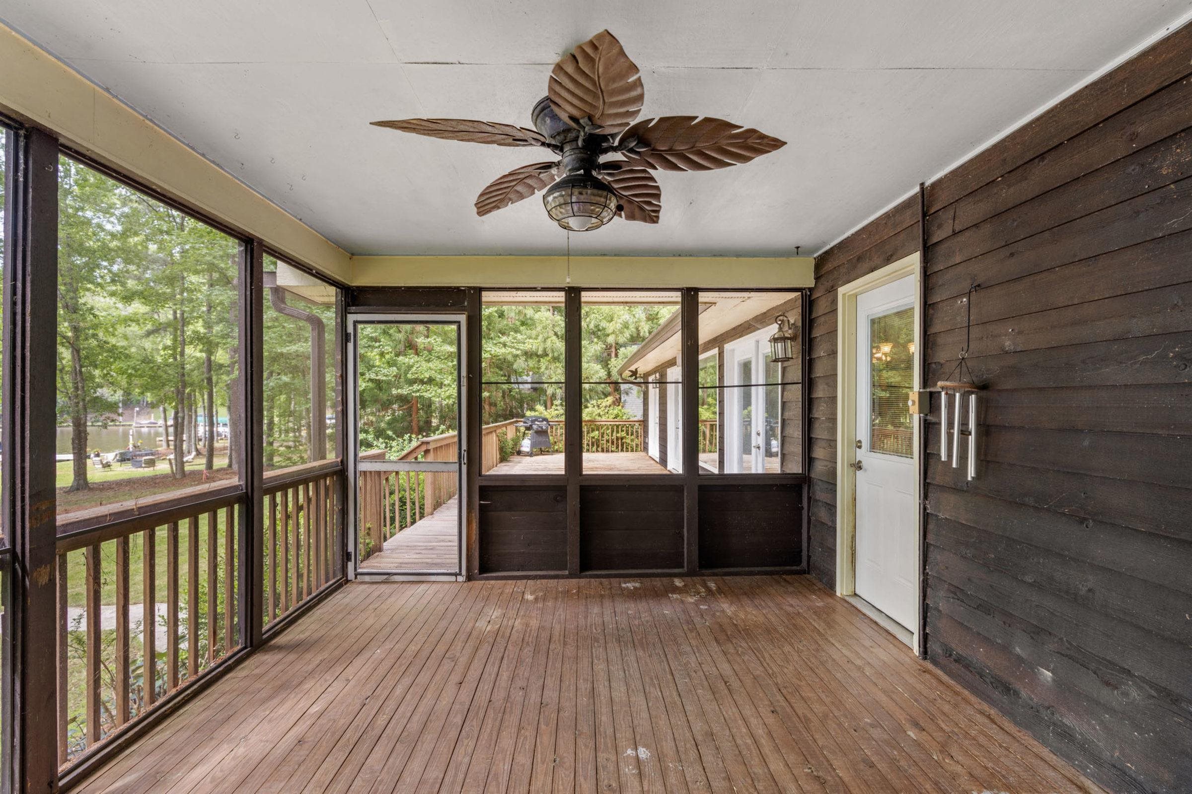 1621 MORGAN DRIVE