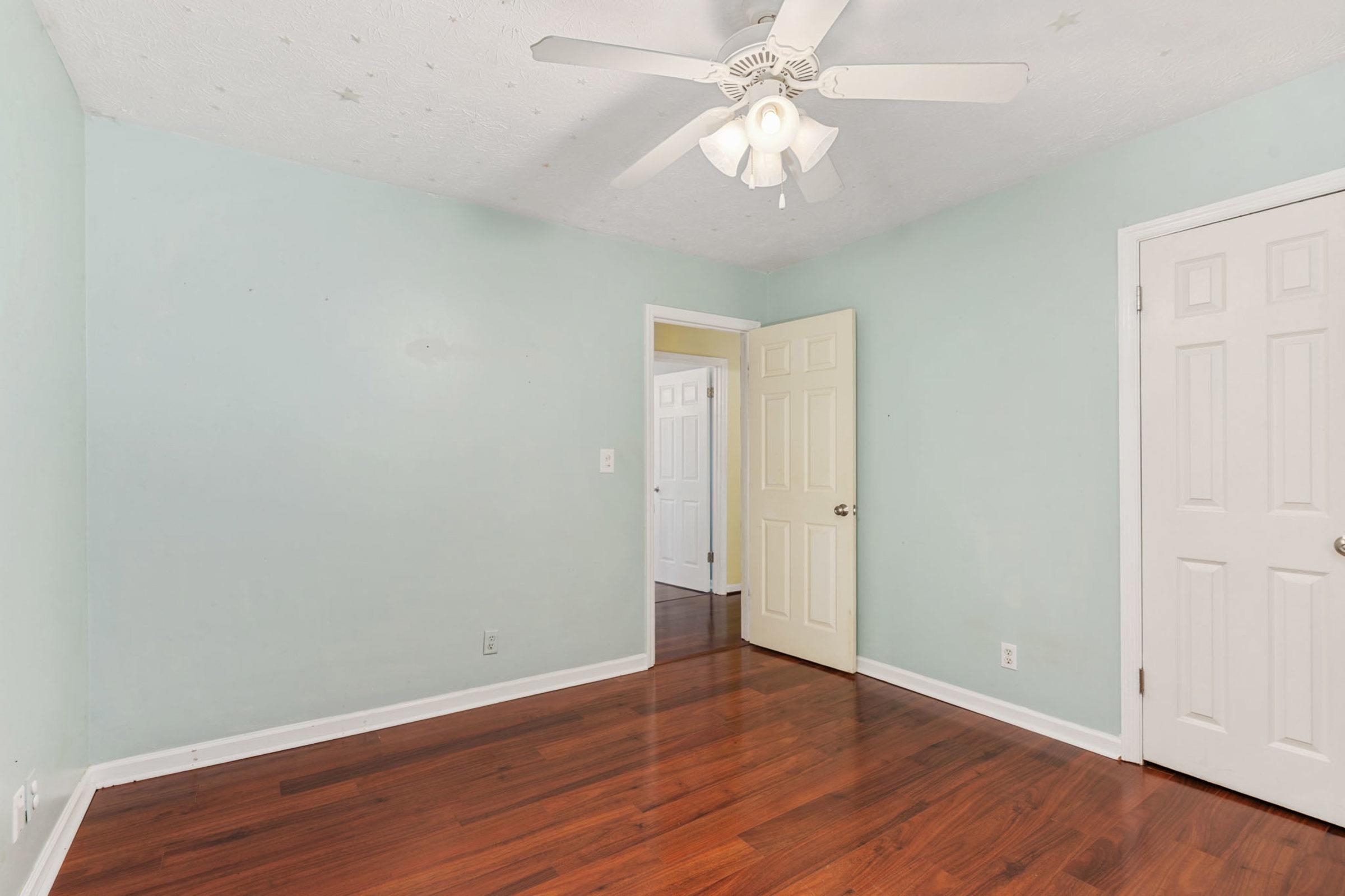 1621 MORGAN DRIVE