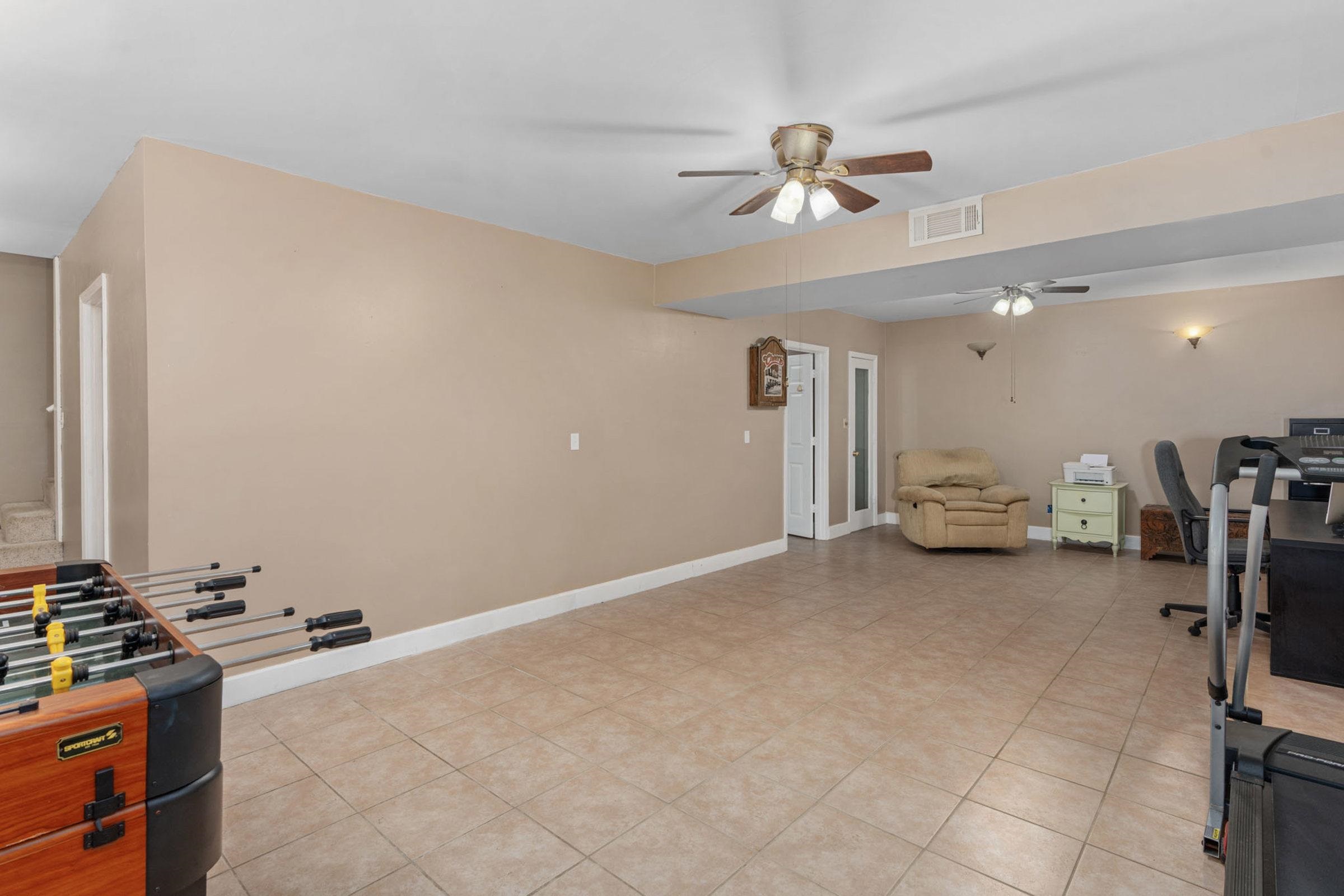 1621 MORGAN DRIVE