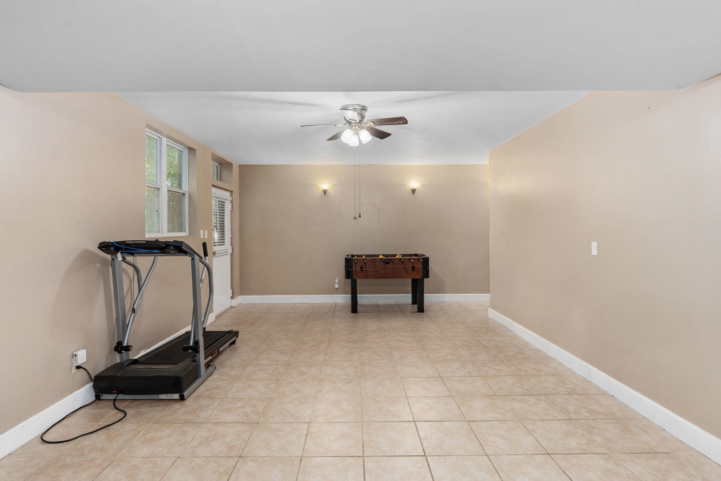 1621 MORGAN DRIVE