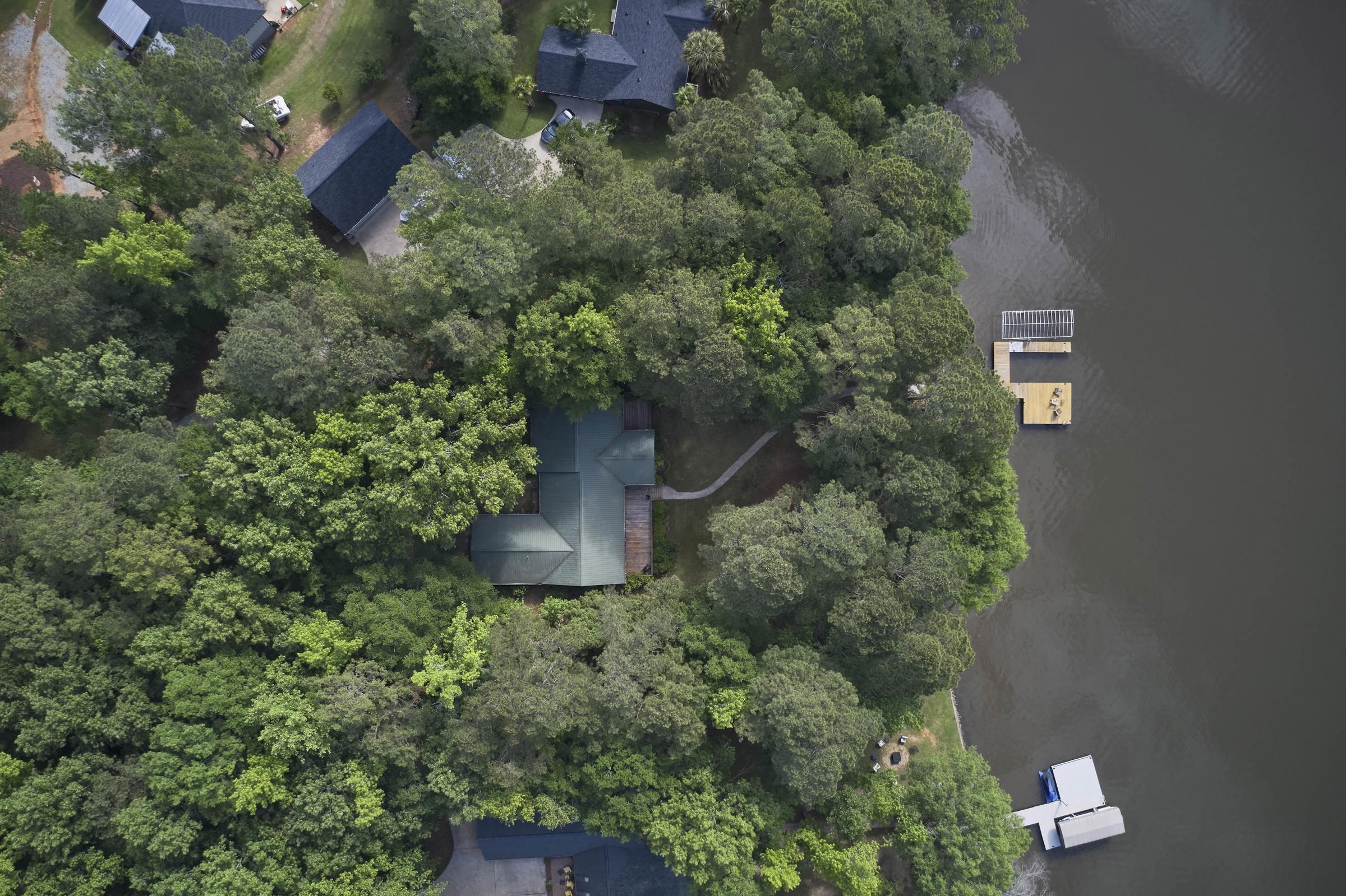 1621 MORGAN DRIVE