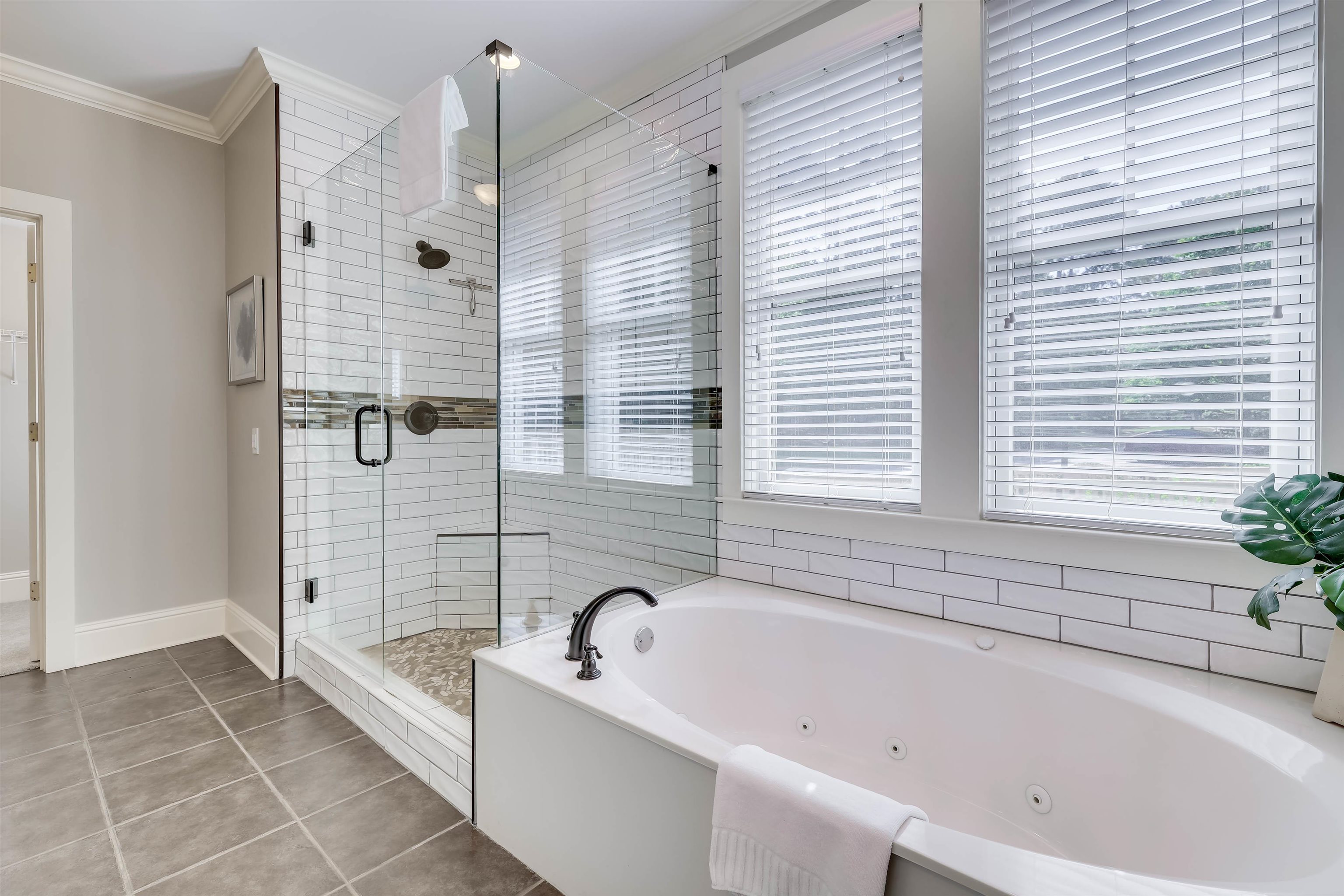 1010 D PORTAGE TRAIL
