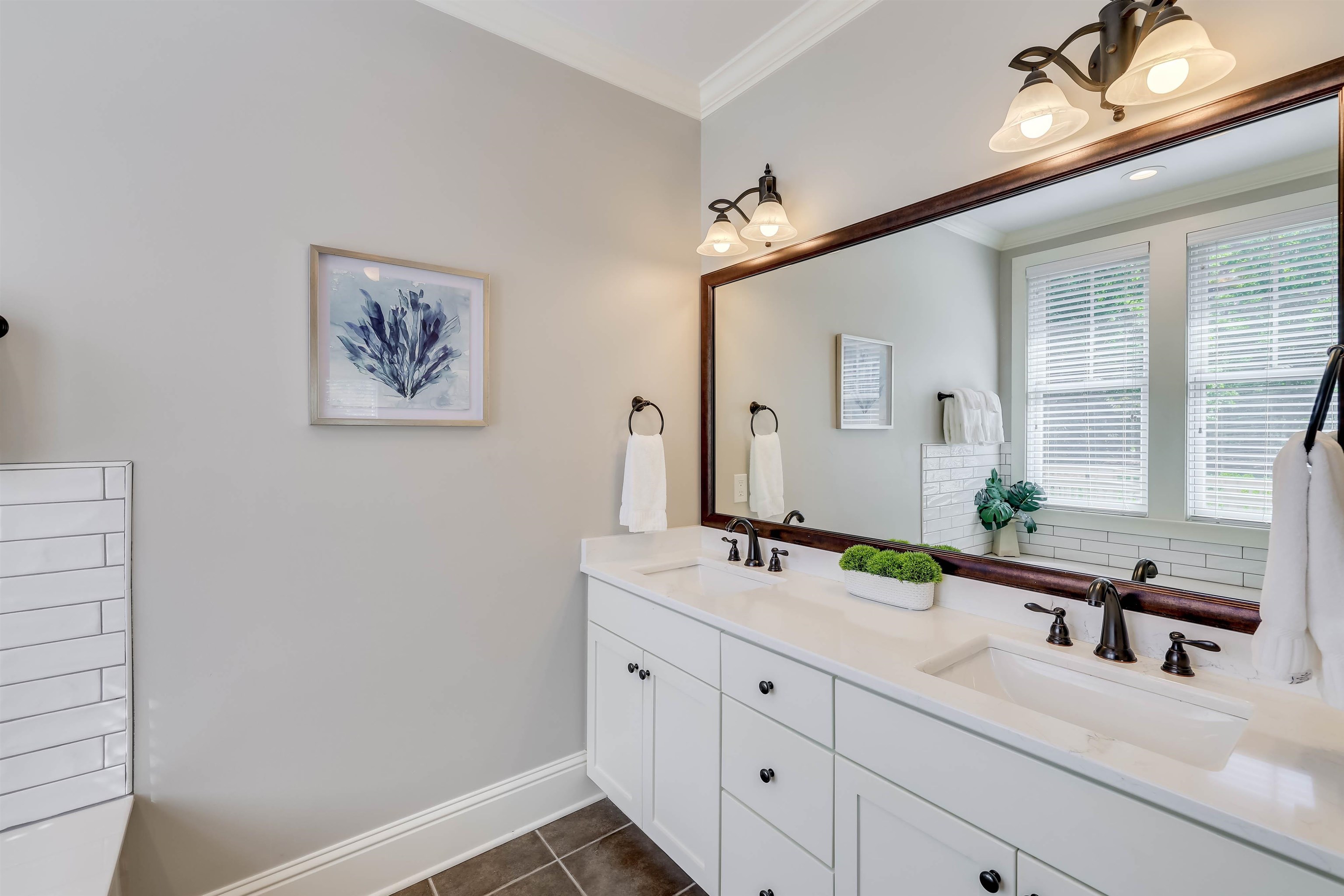 1010 D PORTAGE TRAIL
