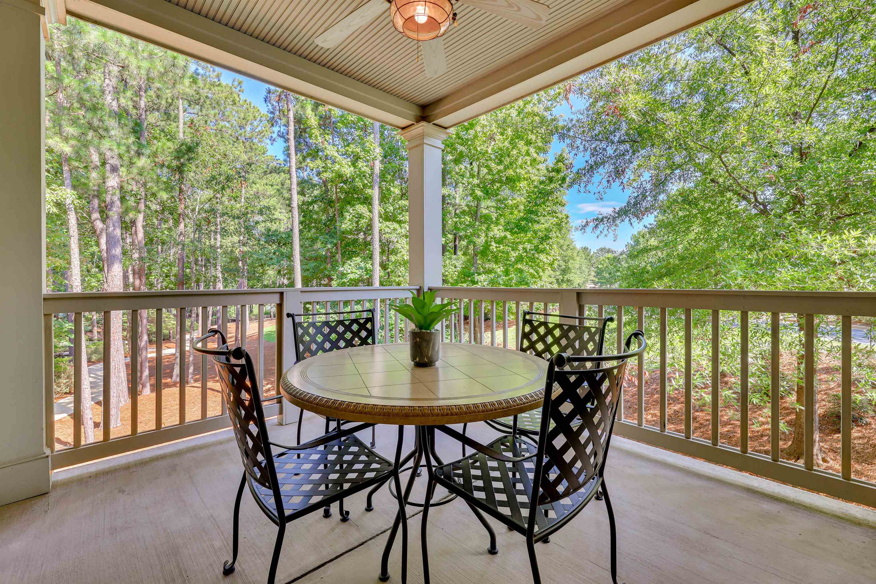1010 D PORTAGE TRAIL