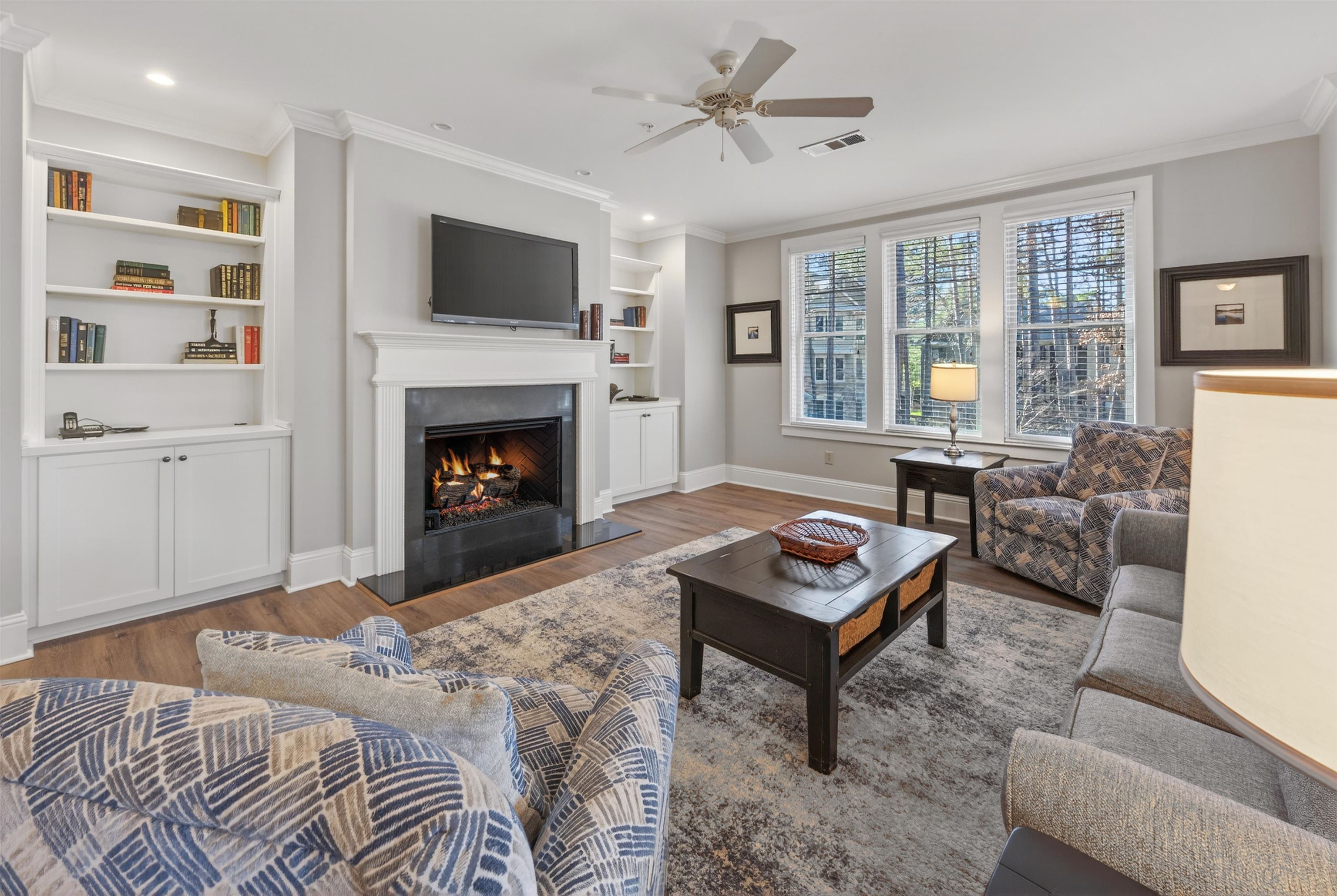 1010 D PORTAGE TRAIL